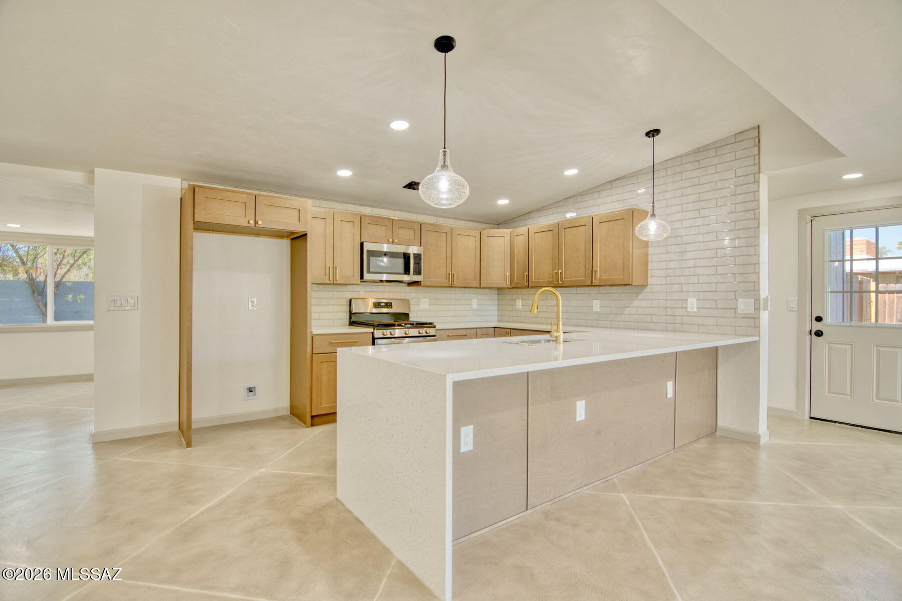 Kingston Knolls Terrace - Residential