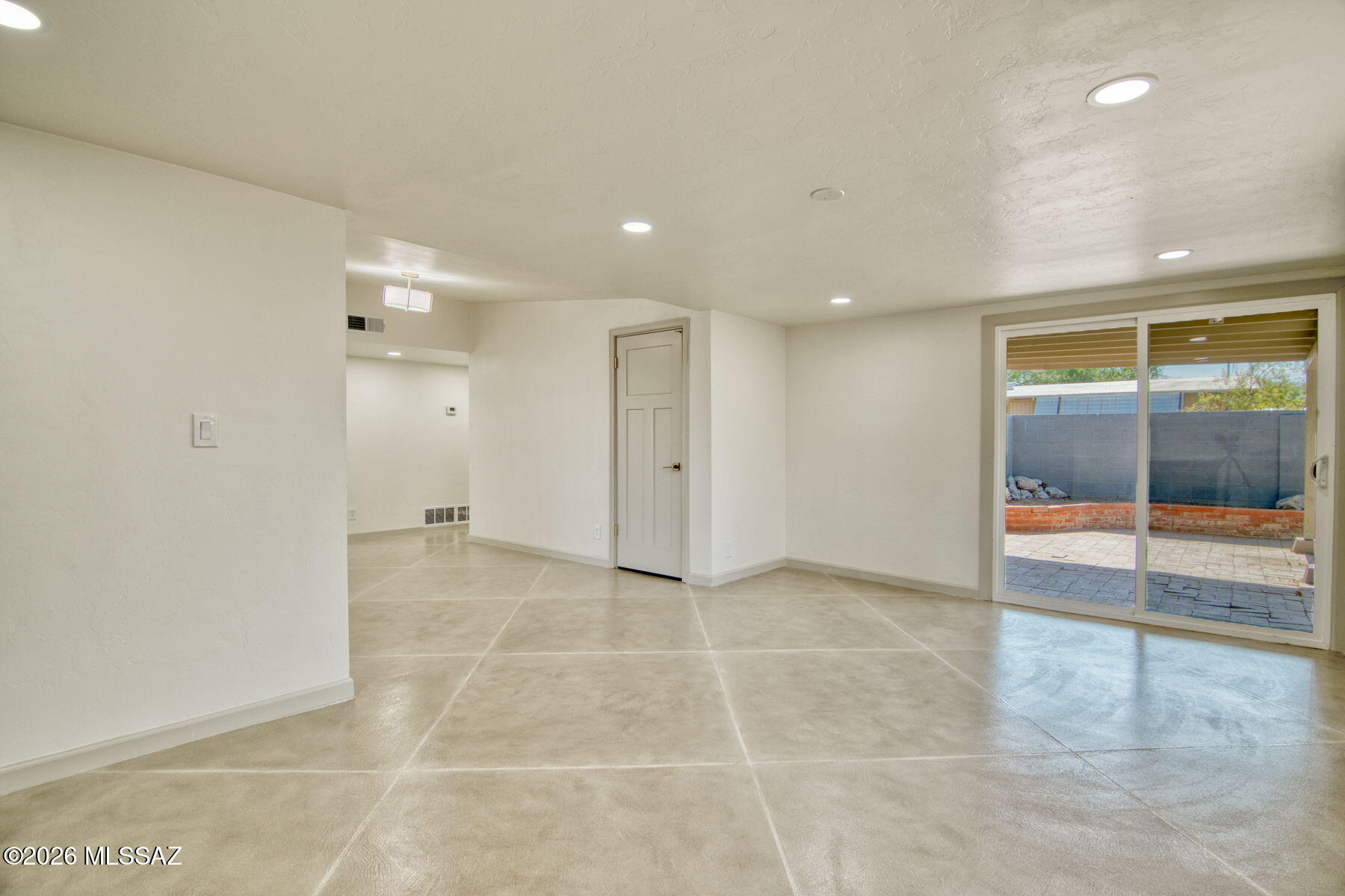 Kingston Knolls Terrace - Residential