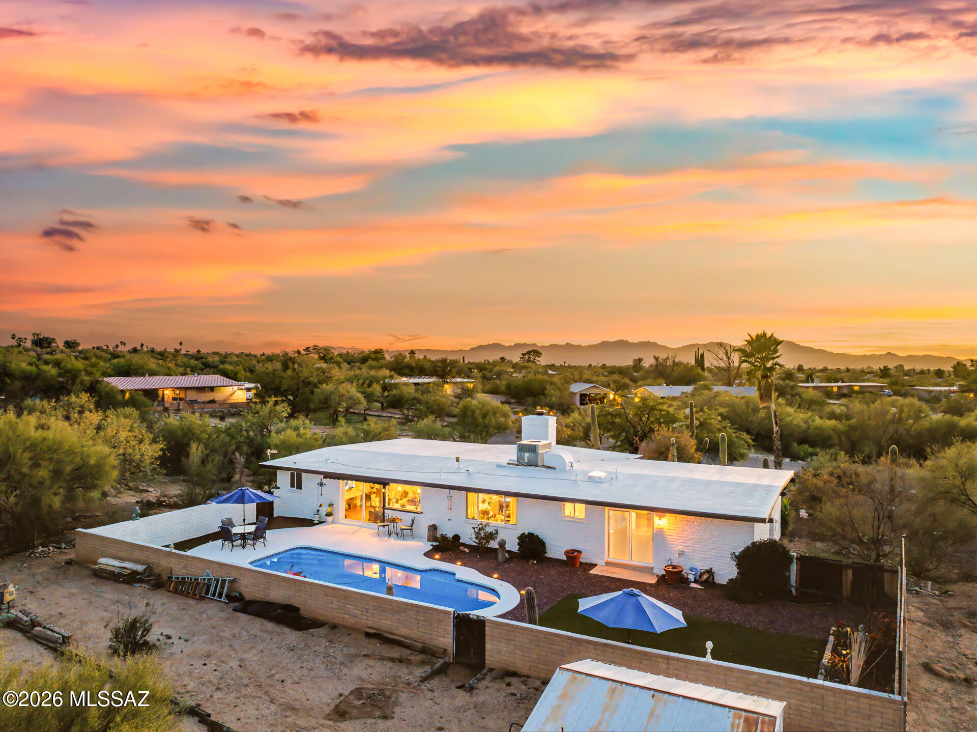 Rancho Feliz (353-389) - Residential