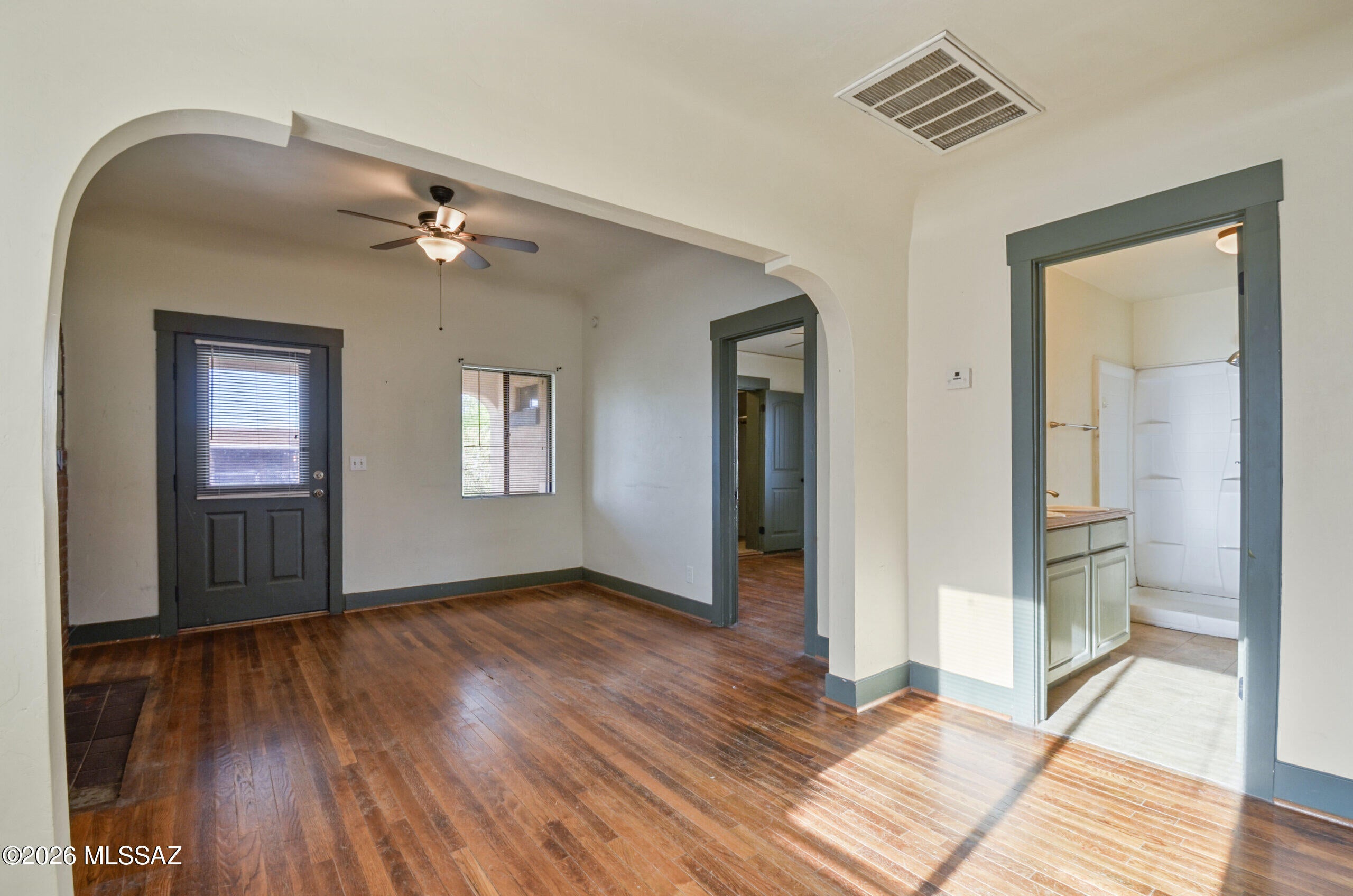 Bronx Park - Residential Lease