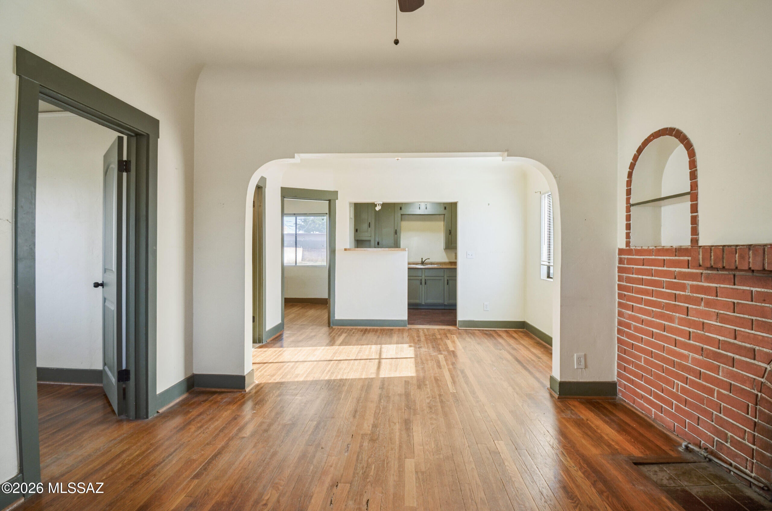 Bronx Park - Residential Lease