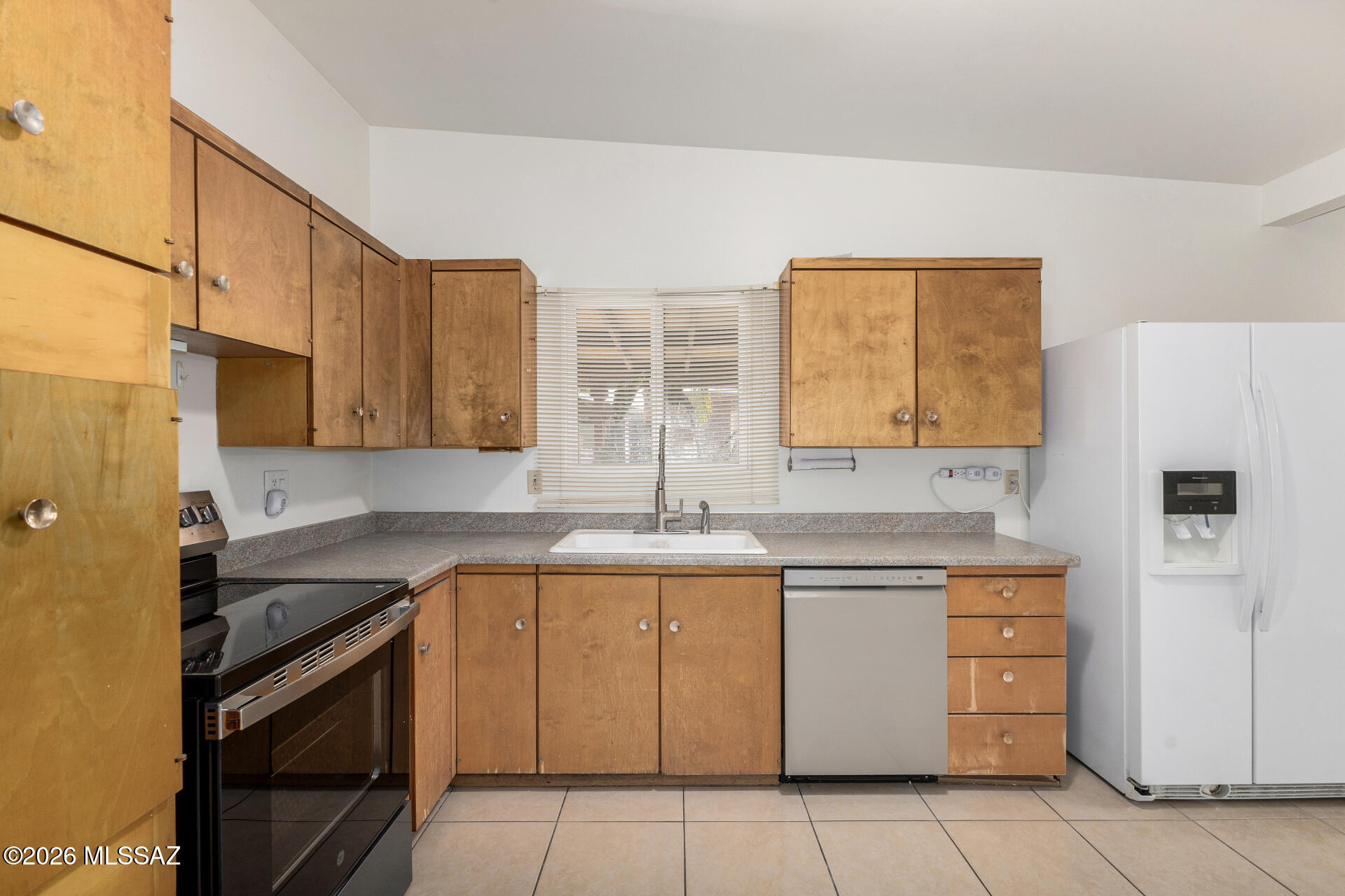 Kingston Knolls Terrace - Residential