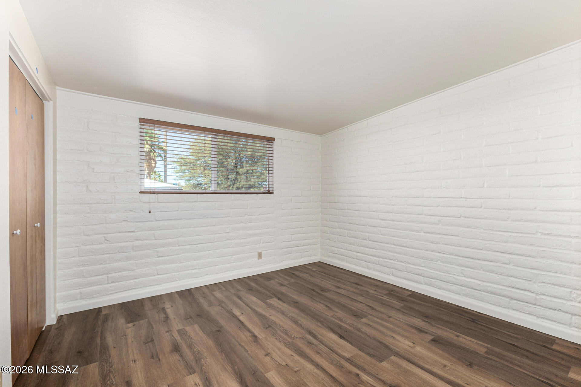 Kingston Knolls Terrace - Residential