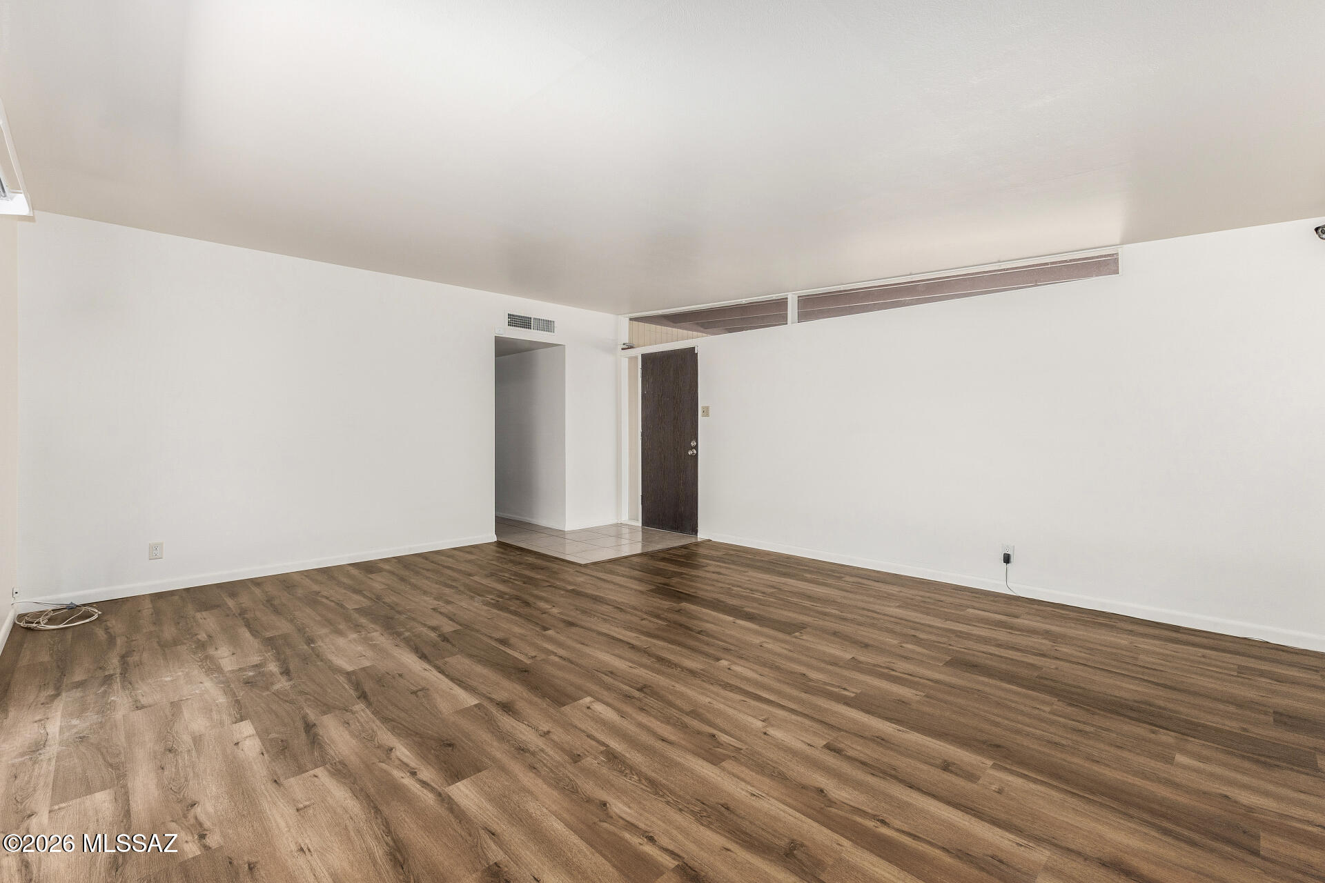 Kingston Knolls Terrace - Residential
