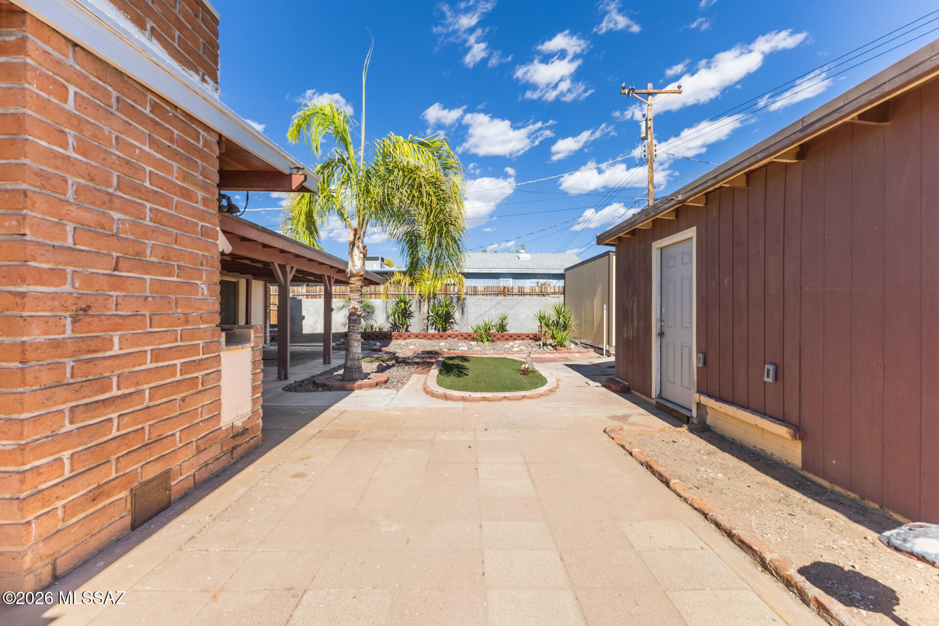 Kingston Knolls Terrace - Residential