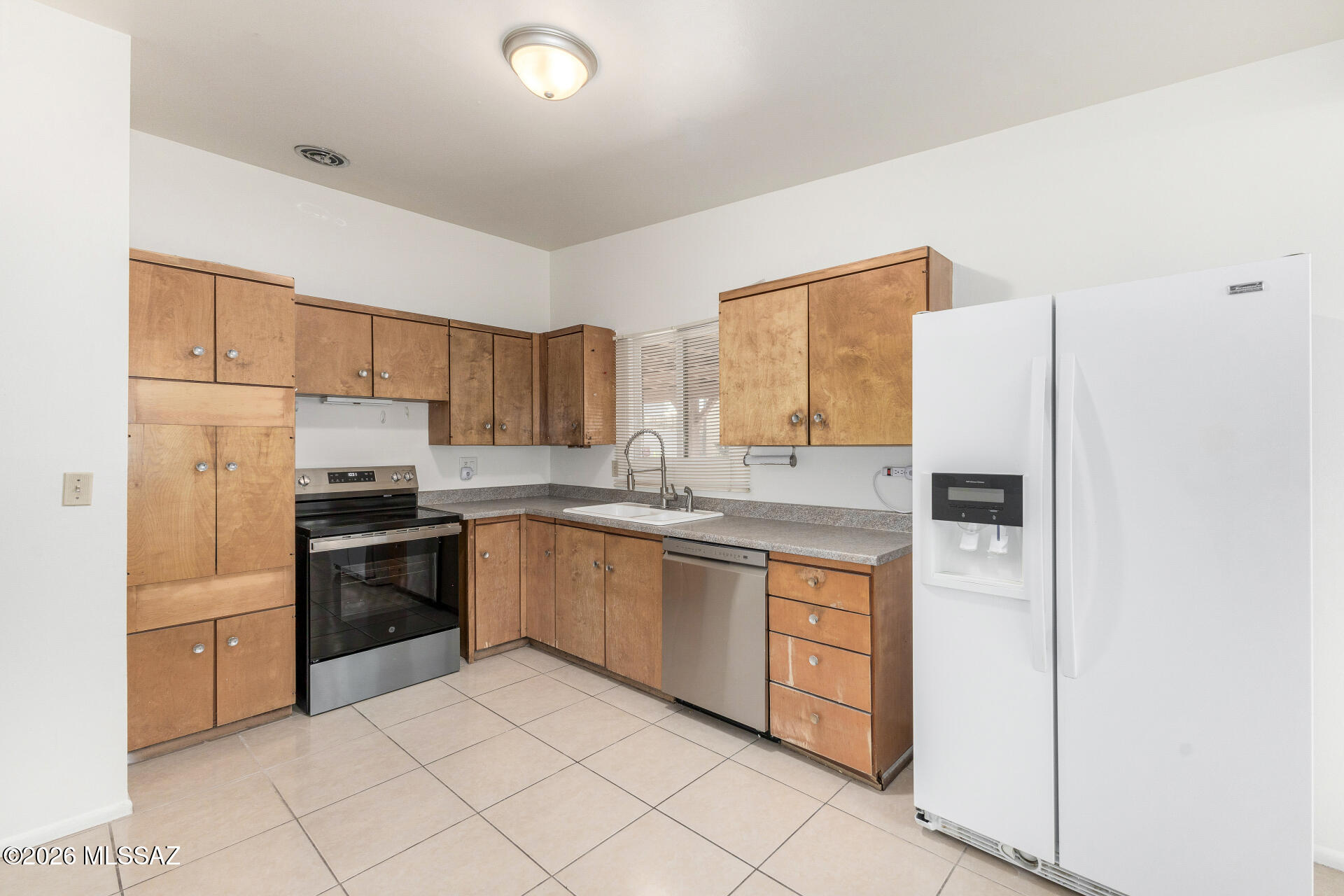 Kingston Knolls Terrace - Residential