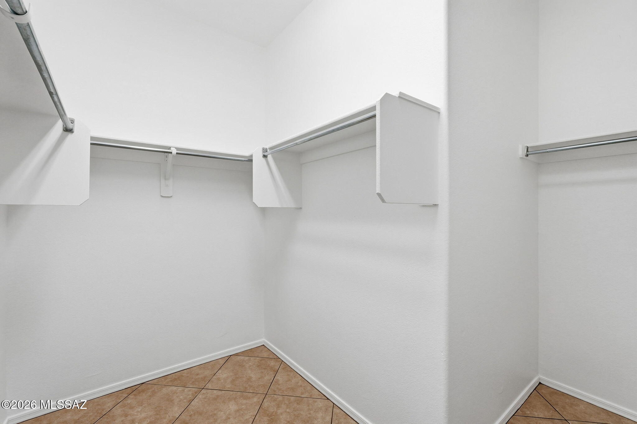 Black Horse (1-411) - Residential