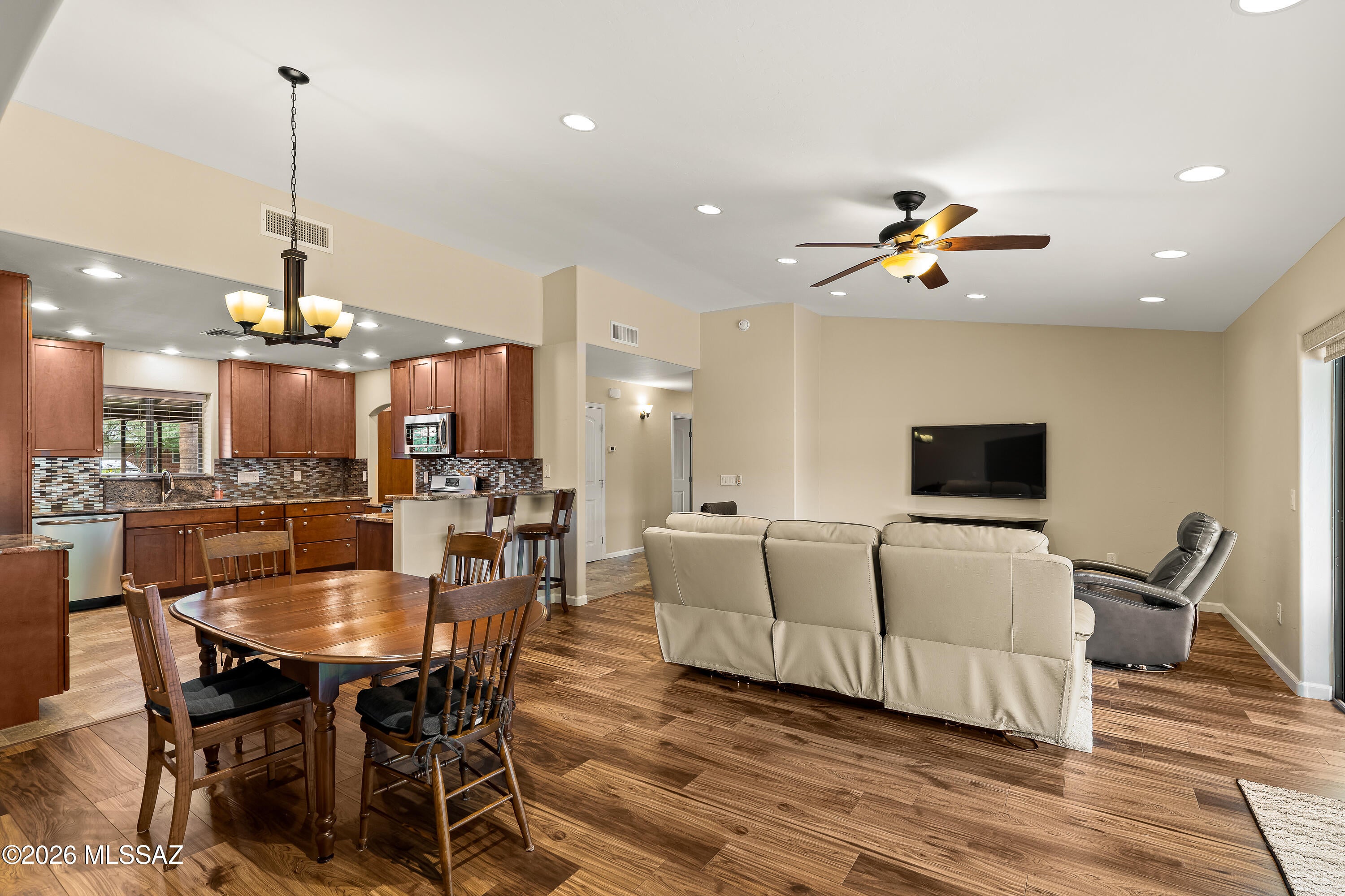 Casas Lindas Est - Residential