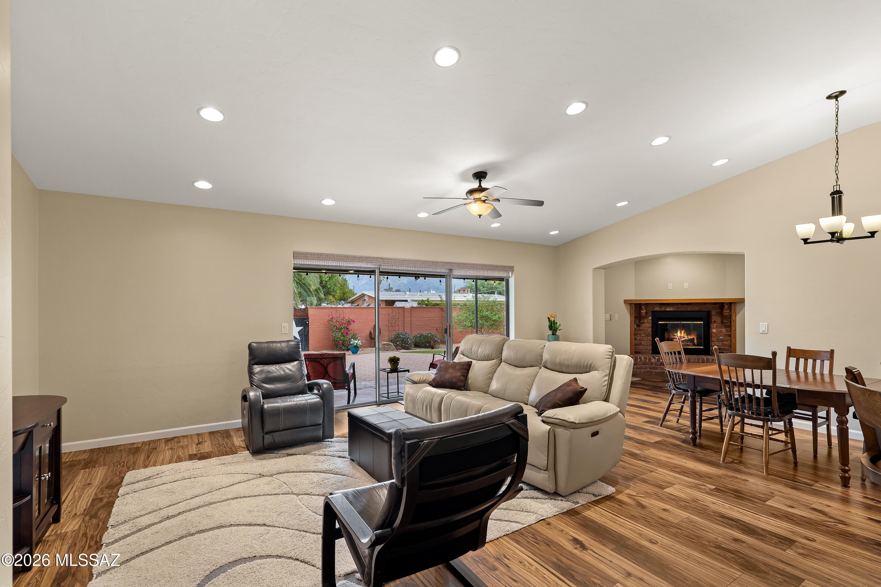 Casas Lindas Est - Residential