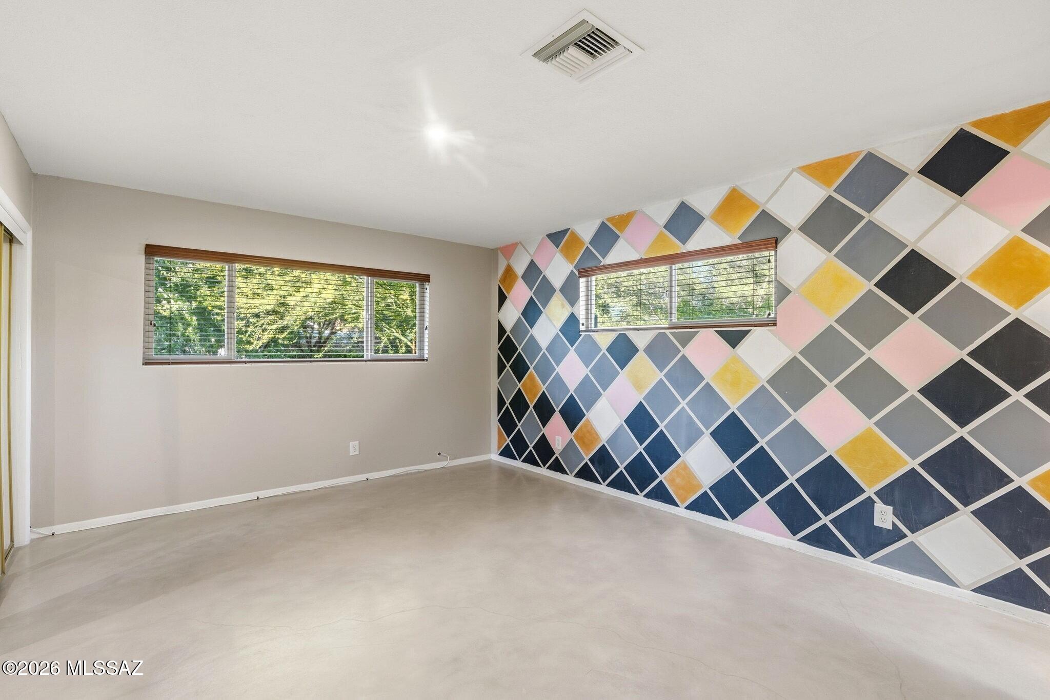Country Club Estates NO. 2 (1-5) - Residential Lease