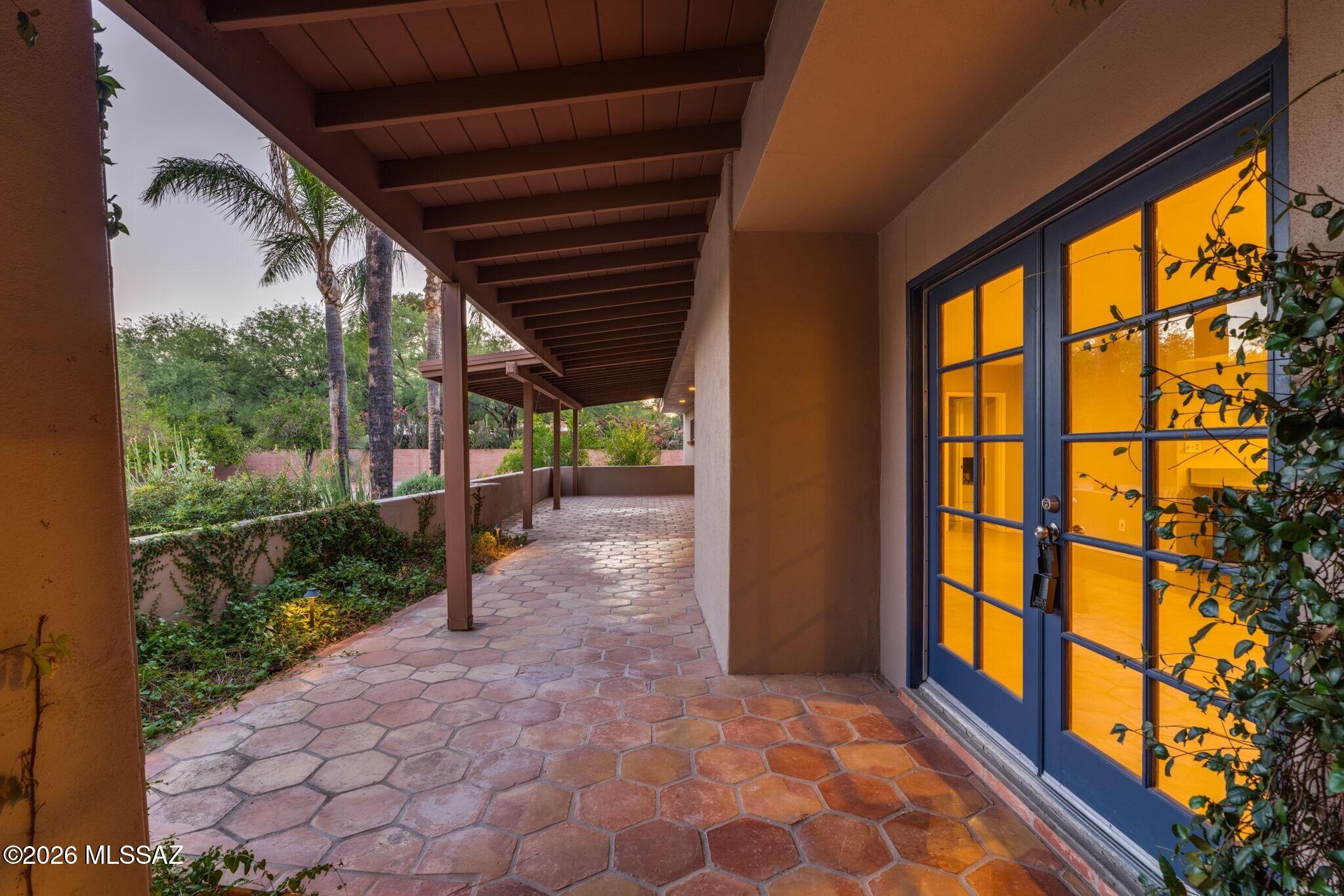 Country Club Estates NO. 2 (1-5) - Residential Lease