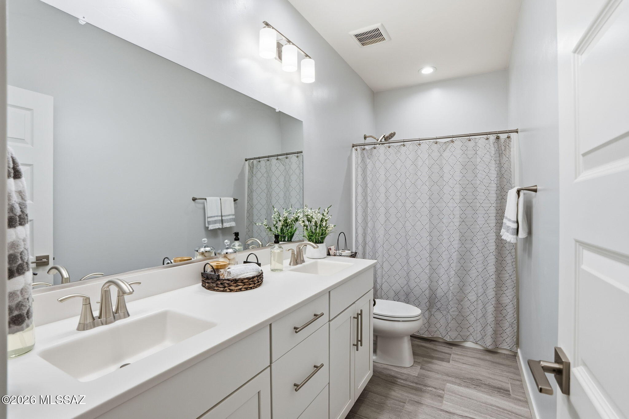 Twin Peaks and Lambert Lane - Residential