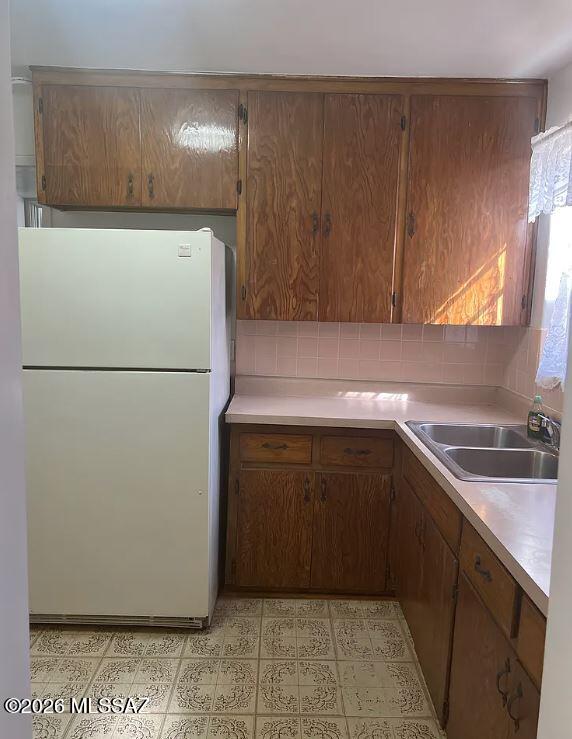 Country Club Annex - Residential Lease