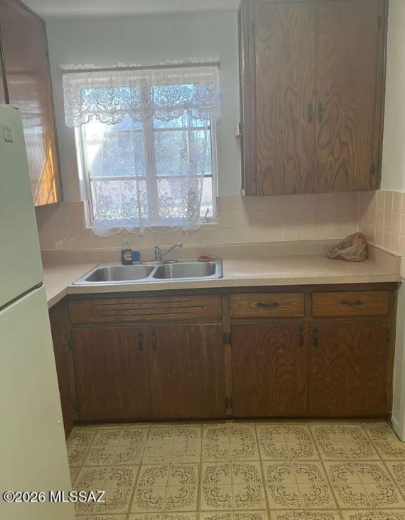 Country Club Annex - Residential Lease