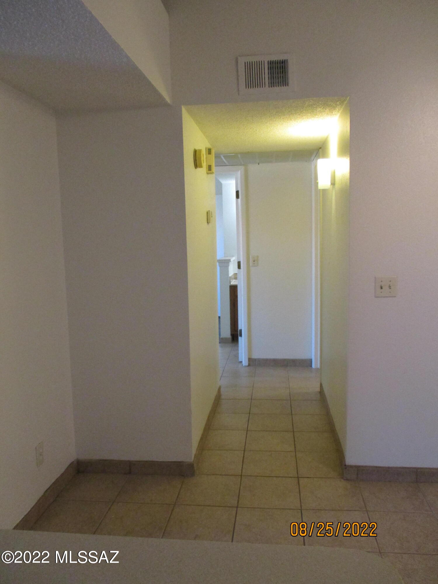 Woodland Place Condominiums (101-152, 201-252) - Residential Lease