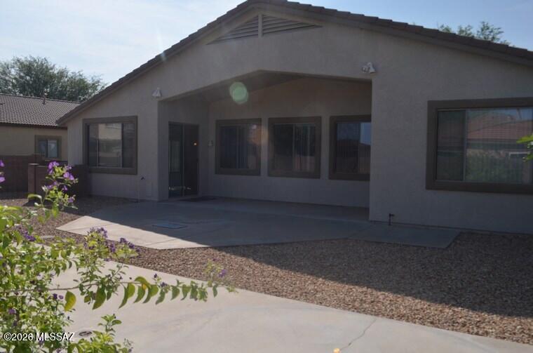 Rancho Del Lago (101-206) - Residential Lease