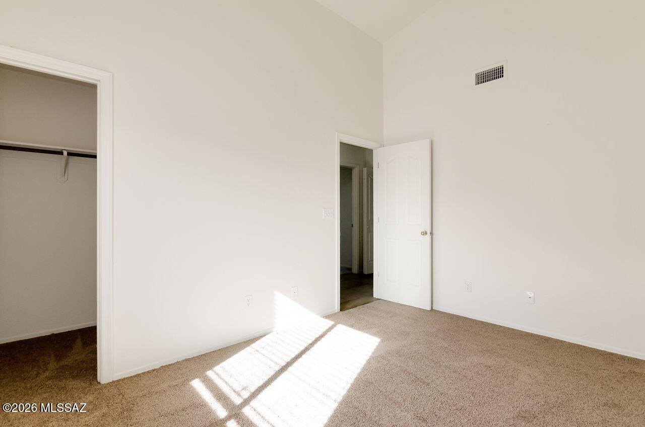 Hacienda Del Oro (1-879) - Residential