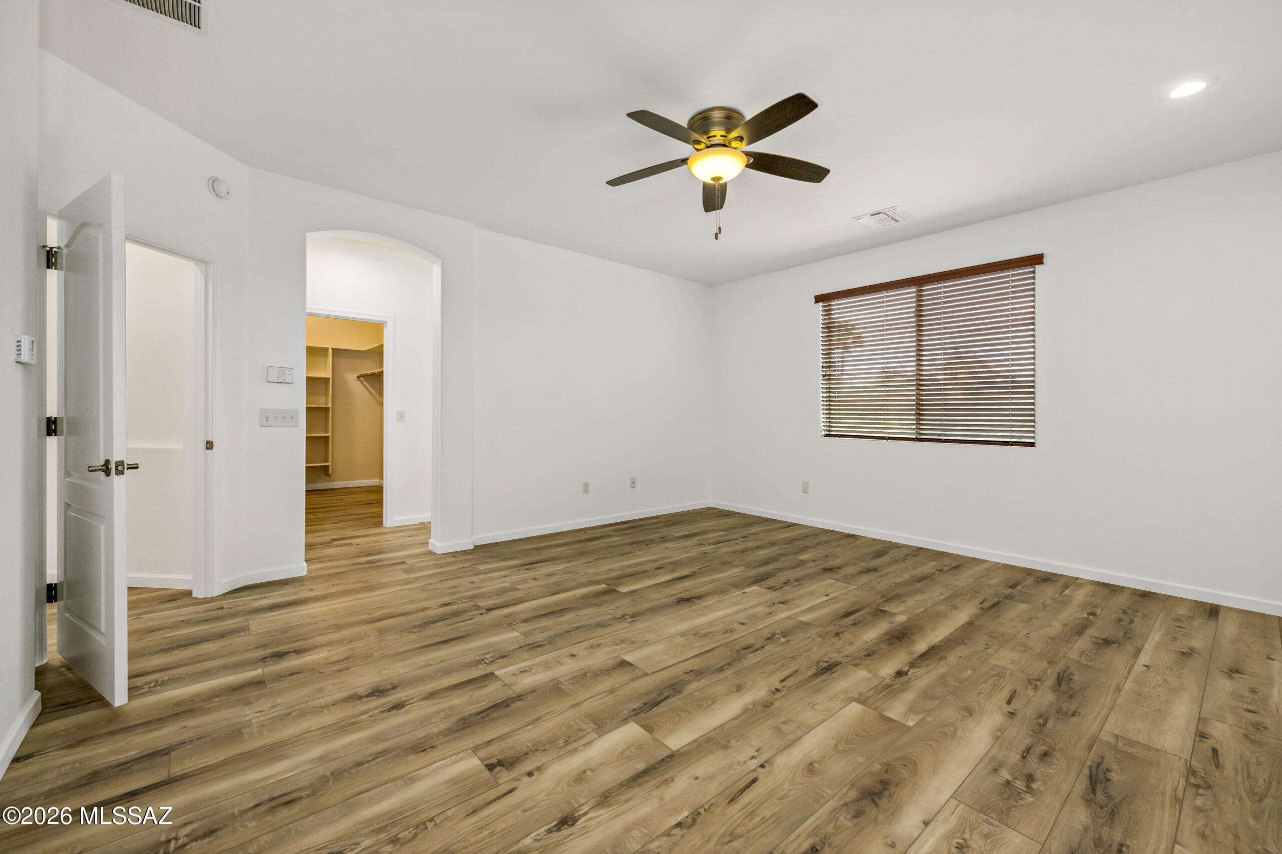 River Walk (1-140) - Residential Lease