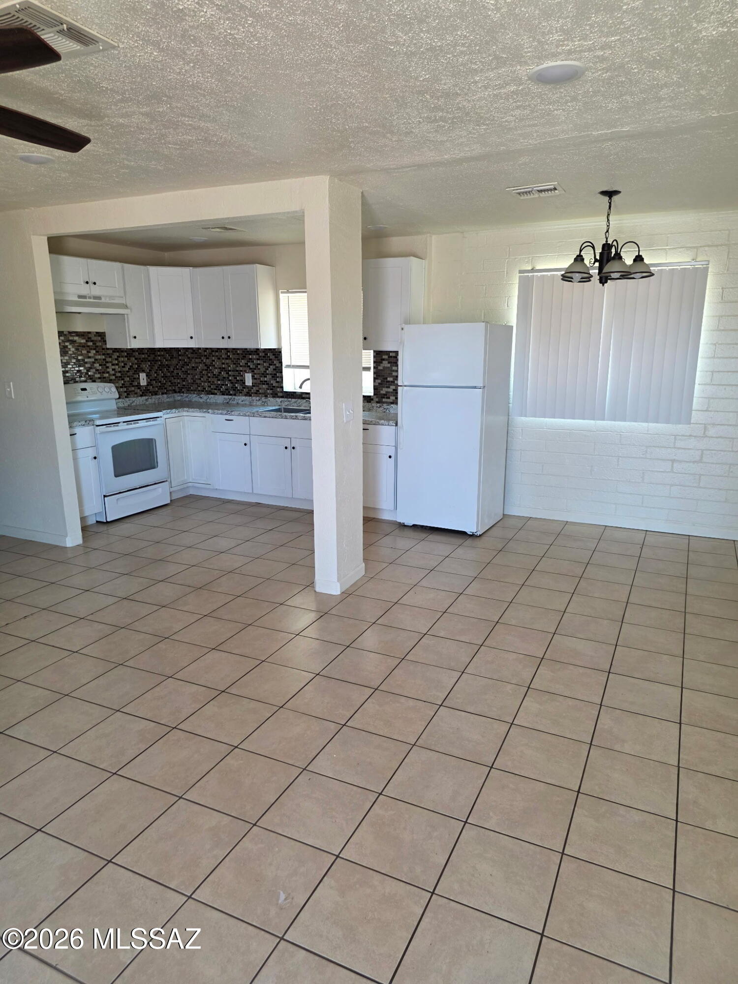 Sunland Gardens Amended - Residential Lease
