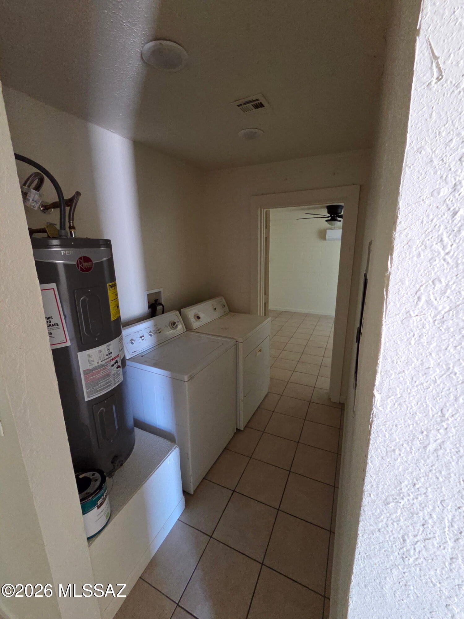 Sunland Gardens Amended - Residential Lease