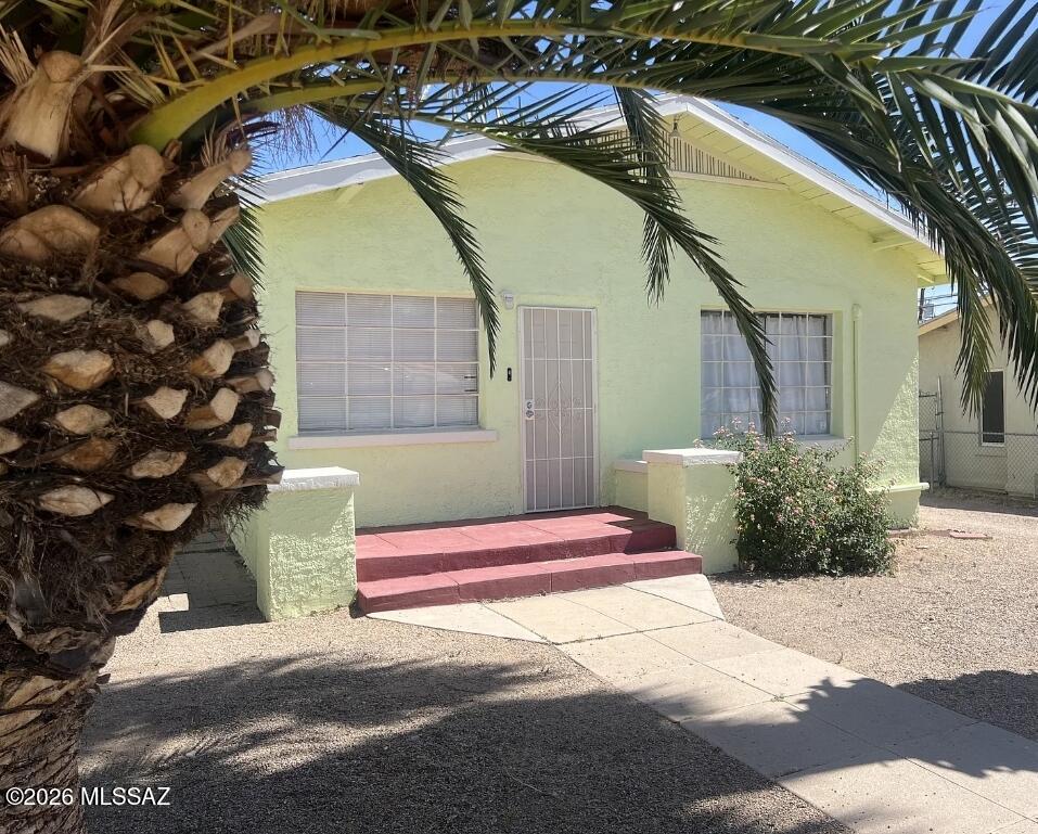 Pre-leasing for July 2026. Please do not disturb the tenants. Two-Bedroom 1 Bathroom Duplex - Central Tucson Near U of A
Located north of the University of Arizona and of Downtown Tucson, this historic 1907-built duplex offers the perfect blend of vintage charm and modern convenience. This two-bedroom home features durable tile and laminate flooring throughout, a functional kitchen with gas stove, ample cabinet space, and a bright, open layout filled with natural light. Enjoy the added benefit shared in-unit washer and dryer, along with unique built-in shelving that adds character and storage. Step outside to a private, fully fenced yard with low-maintenance gravel, ideal for relaxing or accommodating pets. Rent is $1,195/month plus $100/month for water, sewer, and trash. Resident pays electric and gas. Pet friendly. www.brightproperties.net for application.