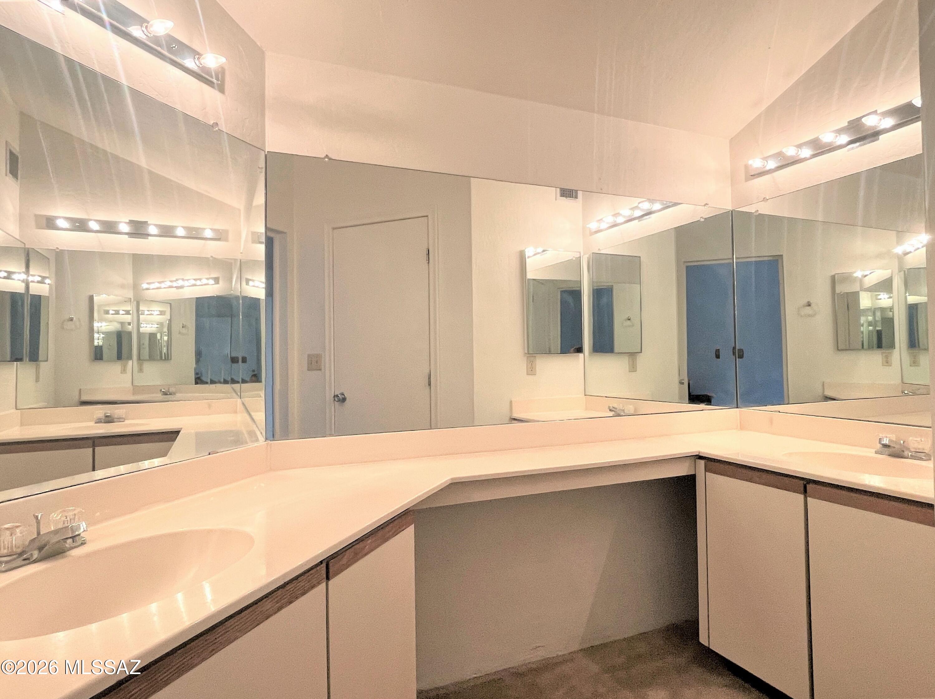 Cornerstone (1-29) - Residential Lease