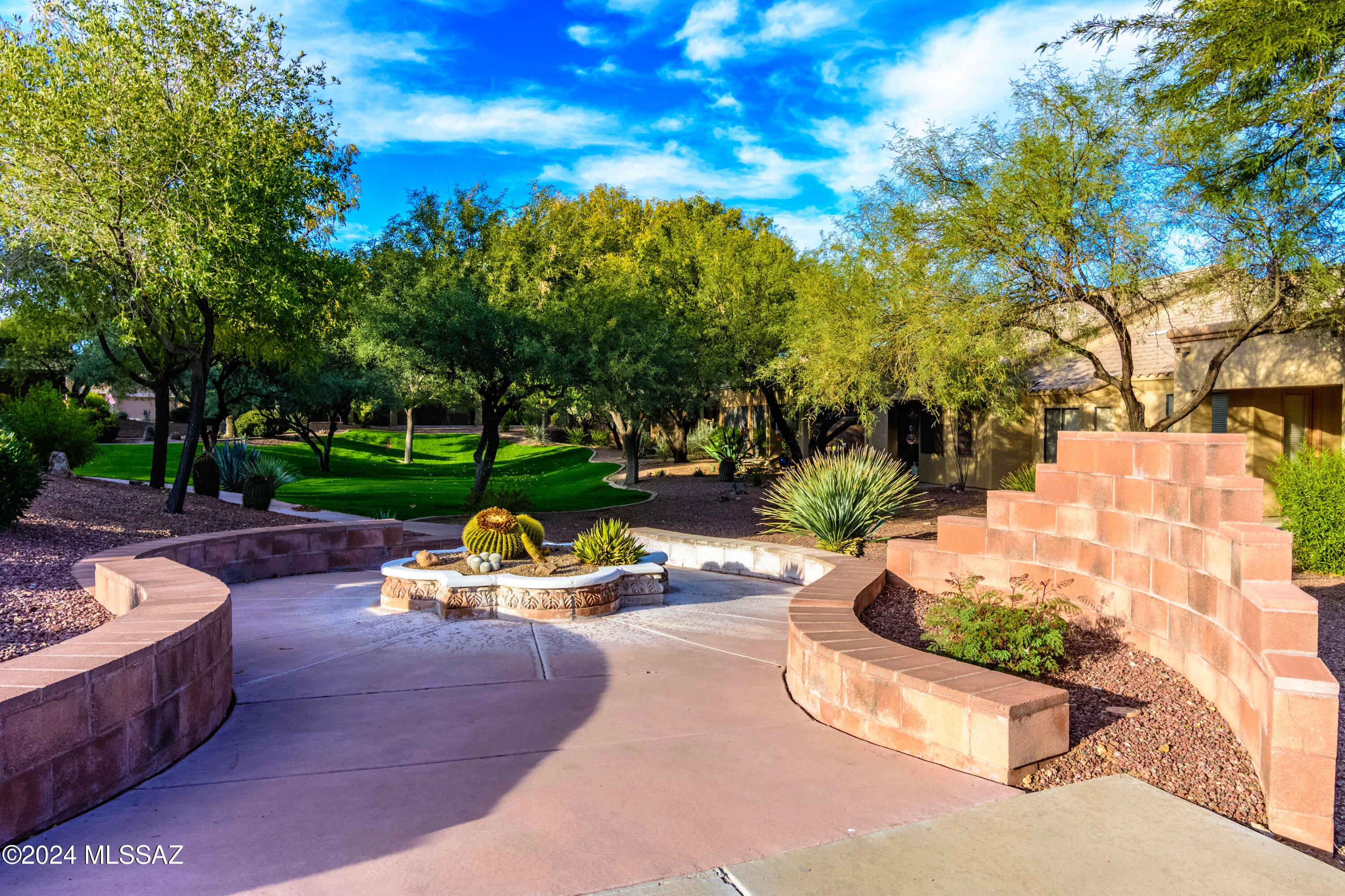 Las Campanas Village (1-111) - Residential