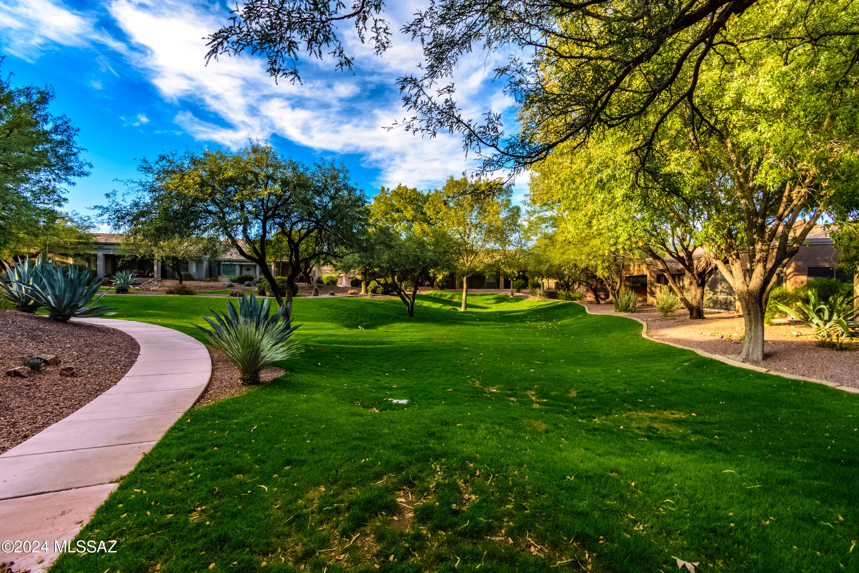 Las Campanas Village (1-111) - Residential