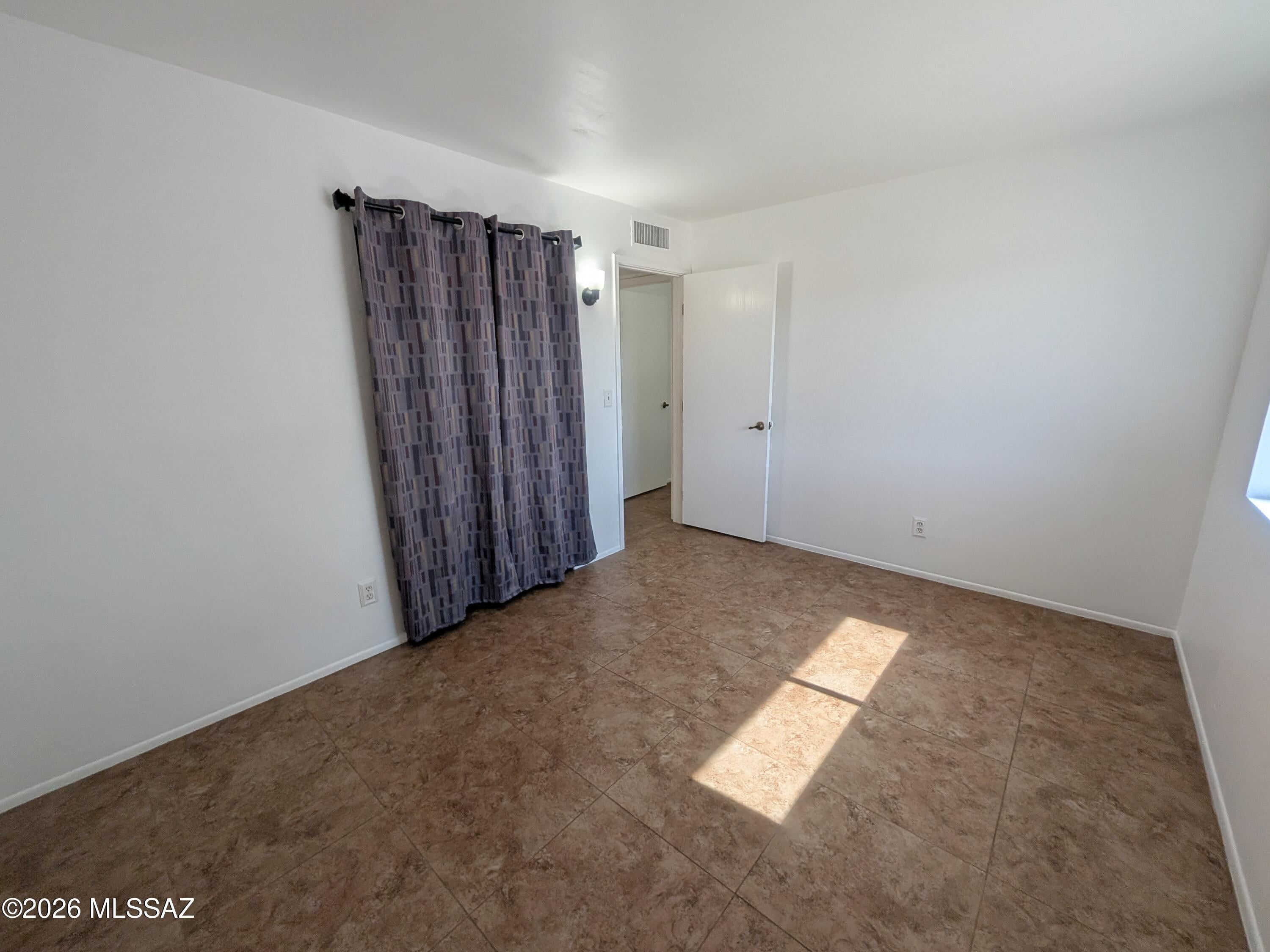 Raintree (1-124) - Residential Lease