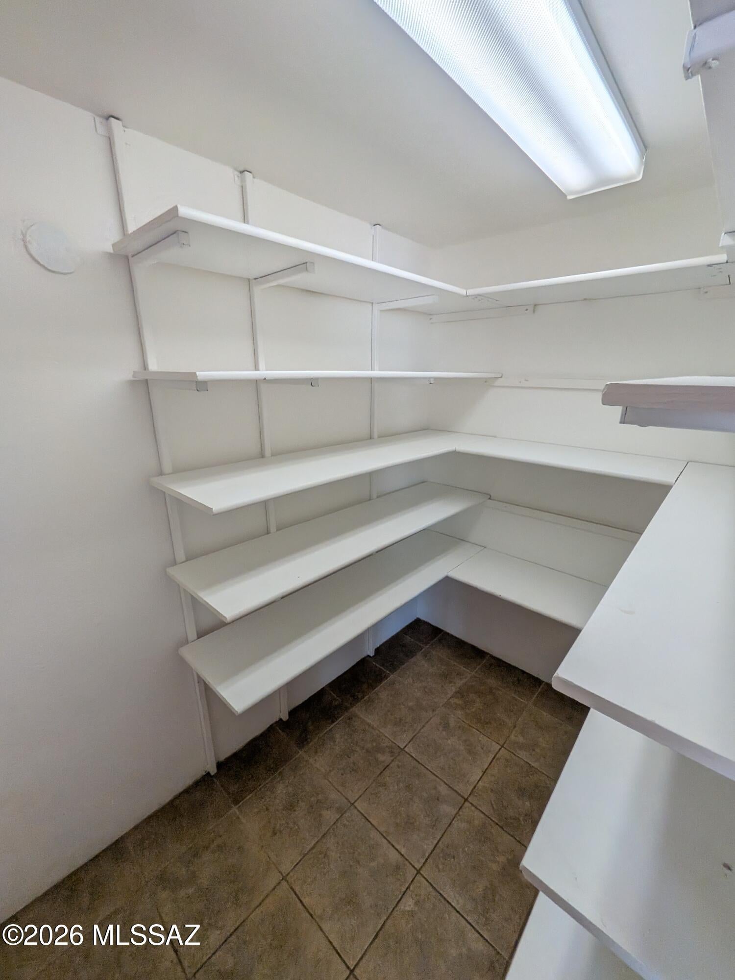 Raintree (1-124) - Residential Lease