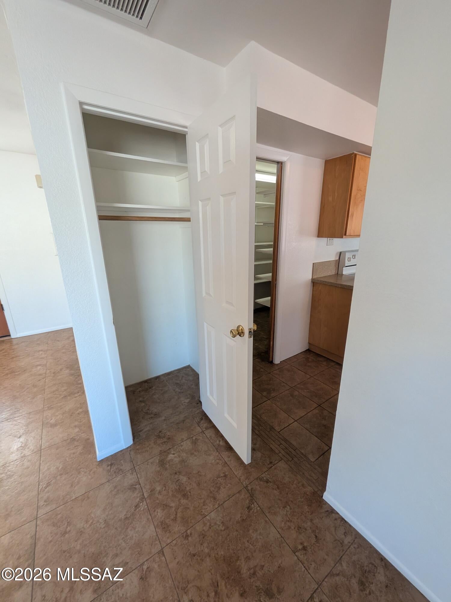 Raintree (1-124) - Residential Lease
