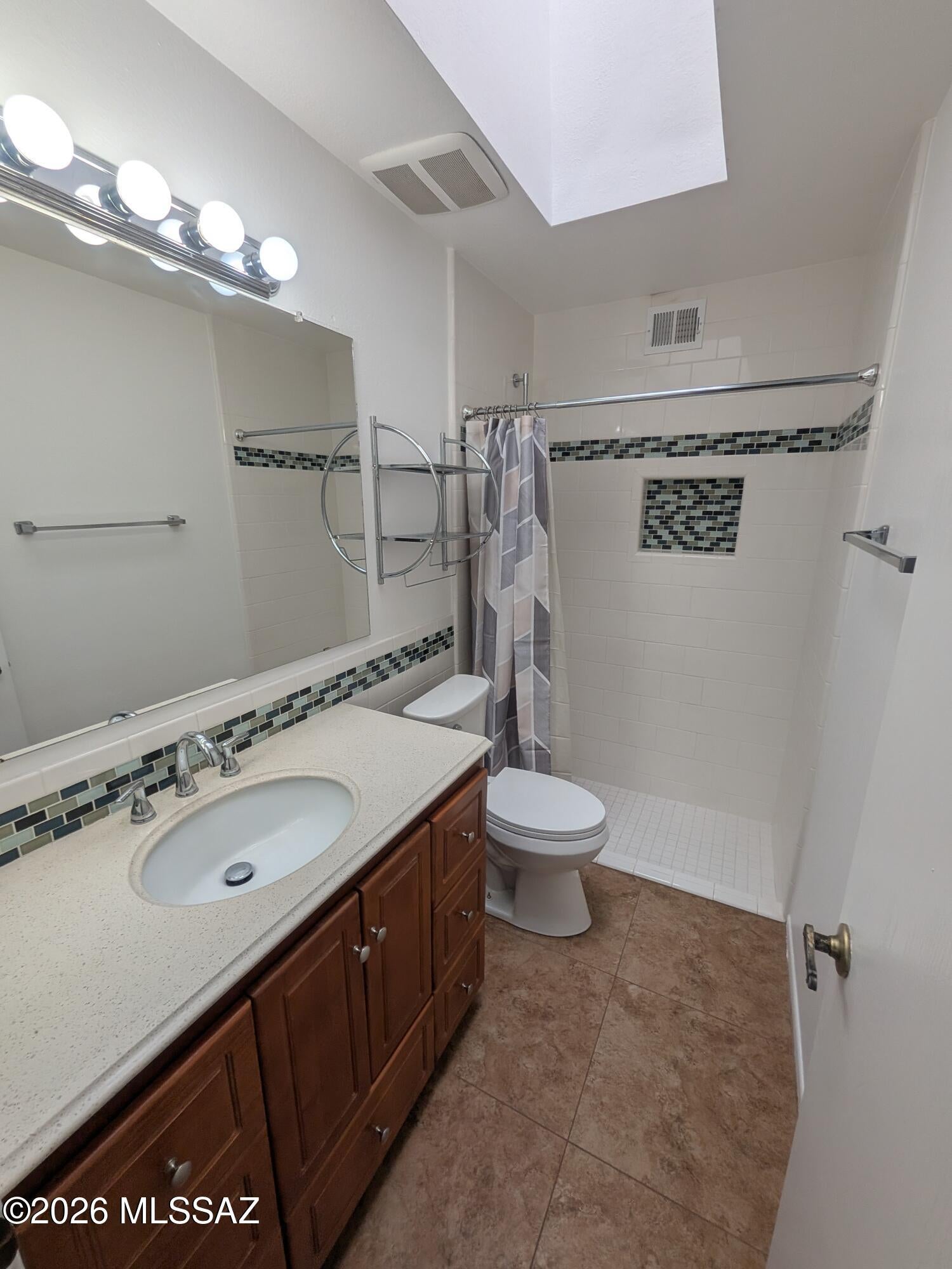 Raintree (1-124) - Residential Lease