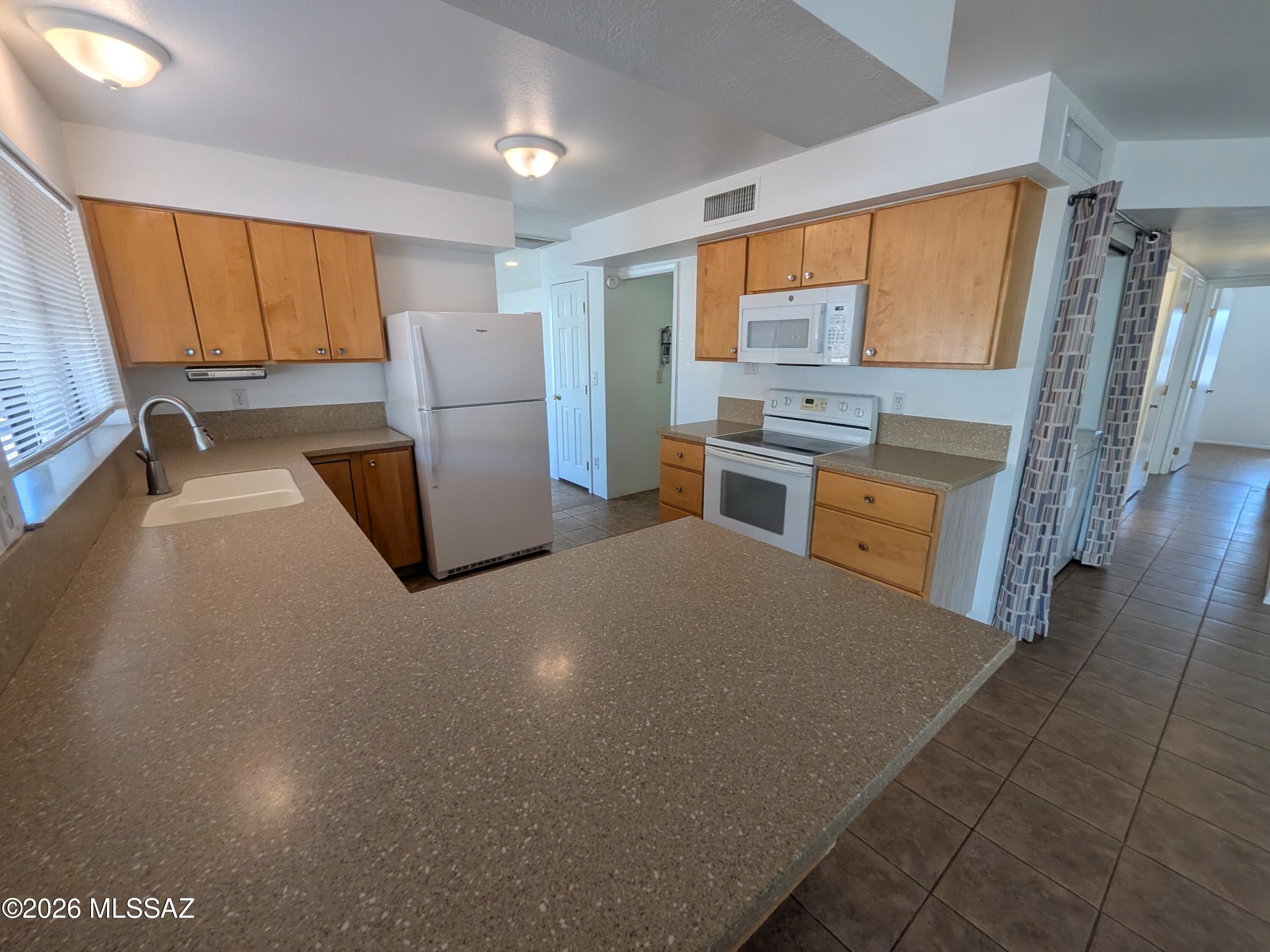 Raintree (1-124) - Residential Lease