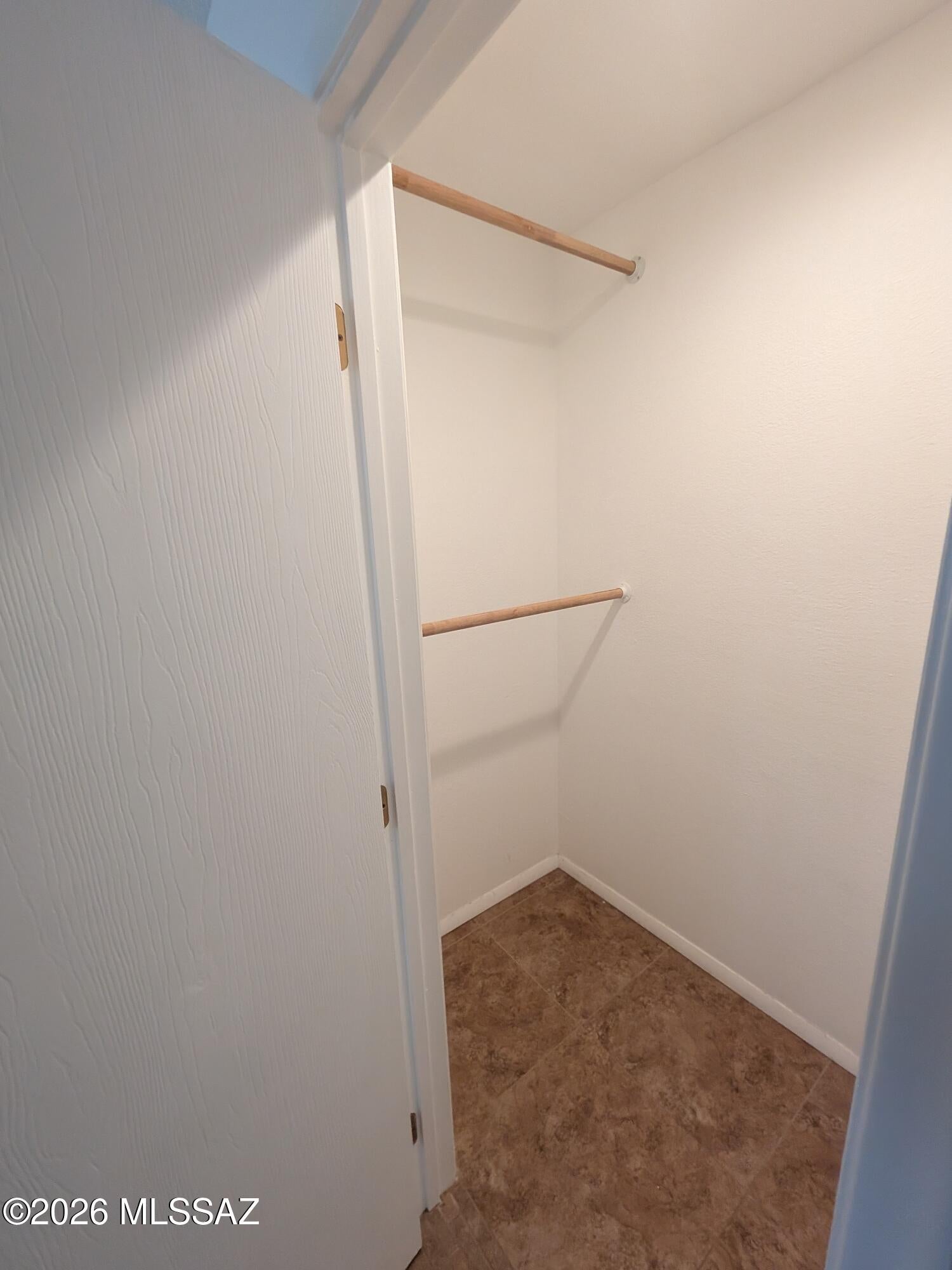 Raintree (1-124) - Residential Lease