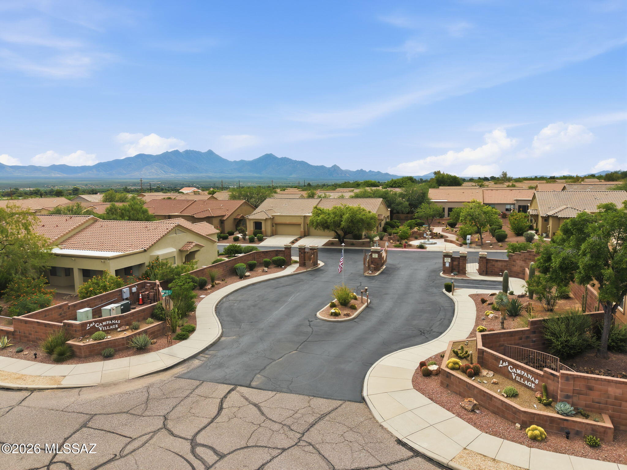 Las Campanas Village (1-111) - Residential