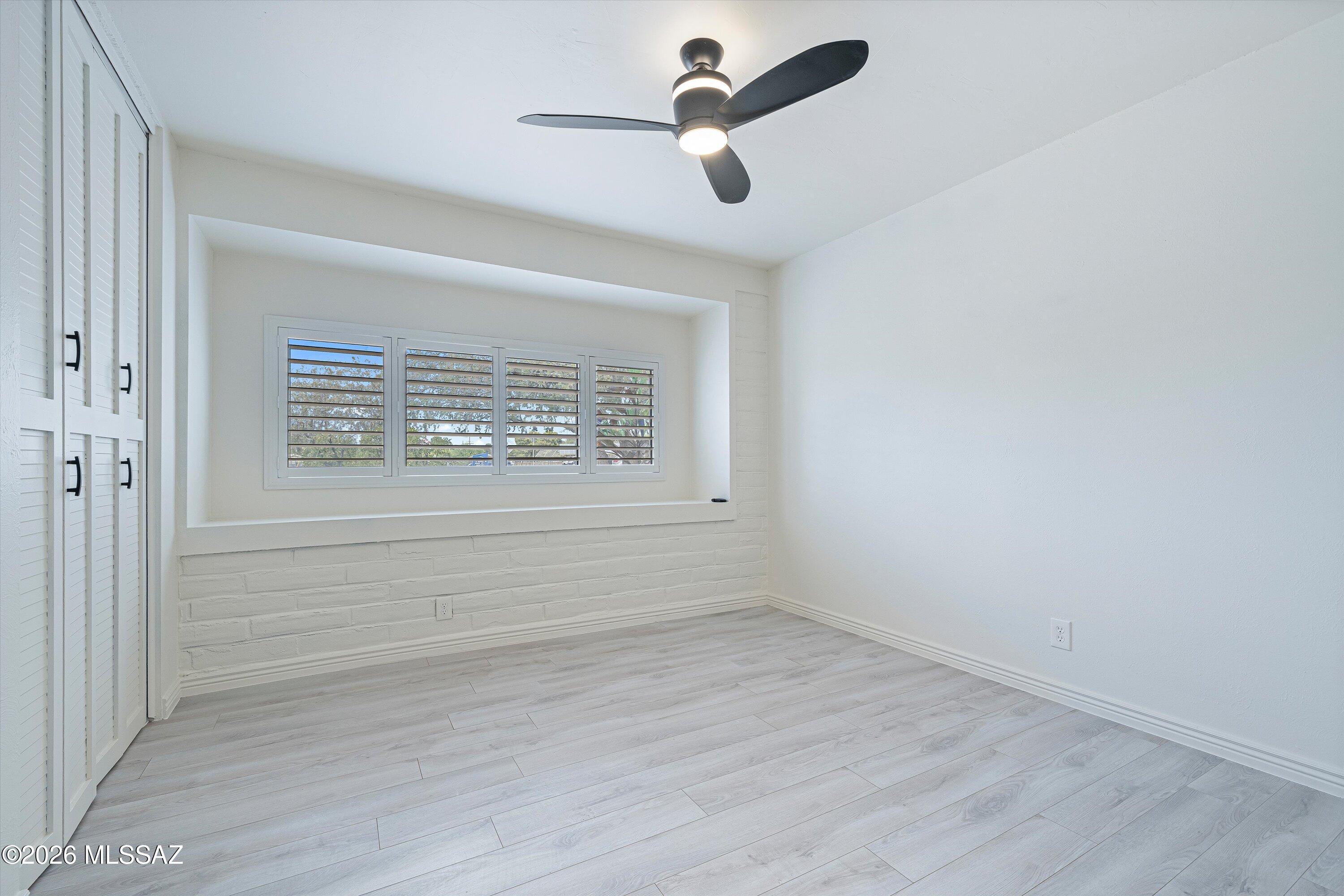 Sherwood Village Terrace (547-571) - Residential