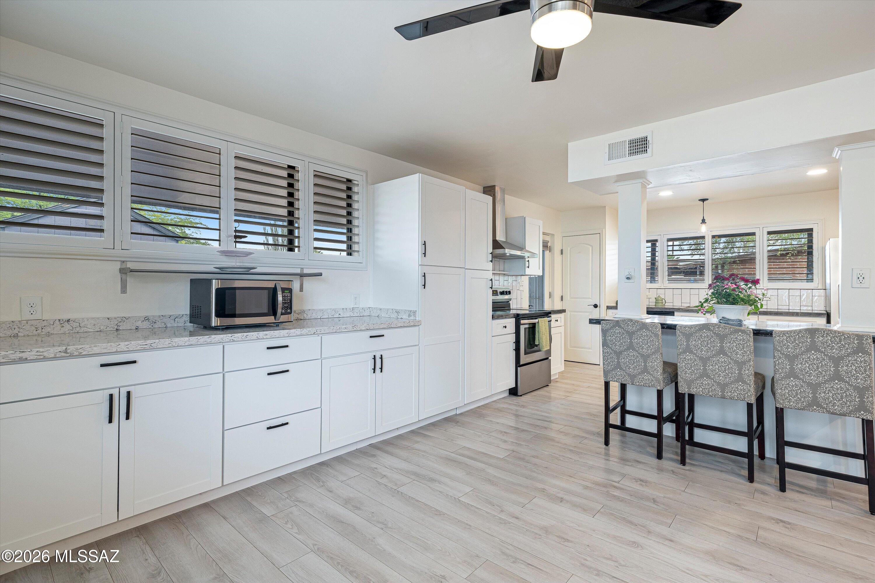 Sherwood Village Terrace (547-571) - Residential