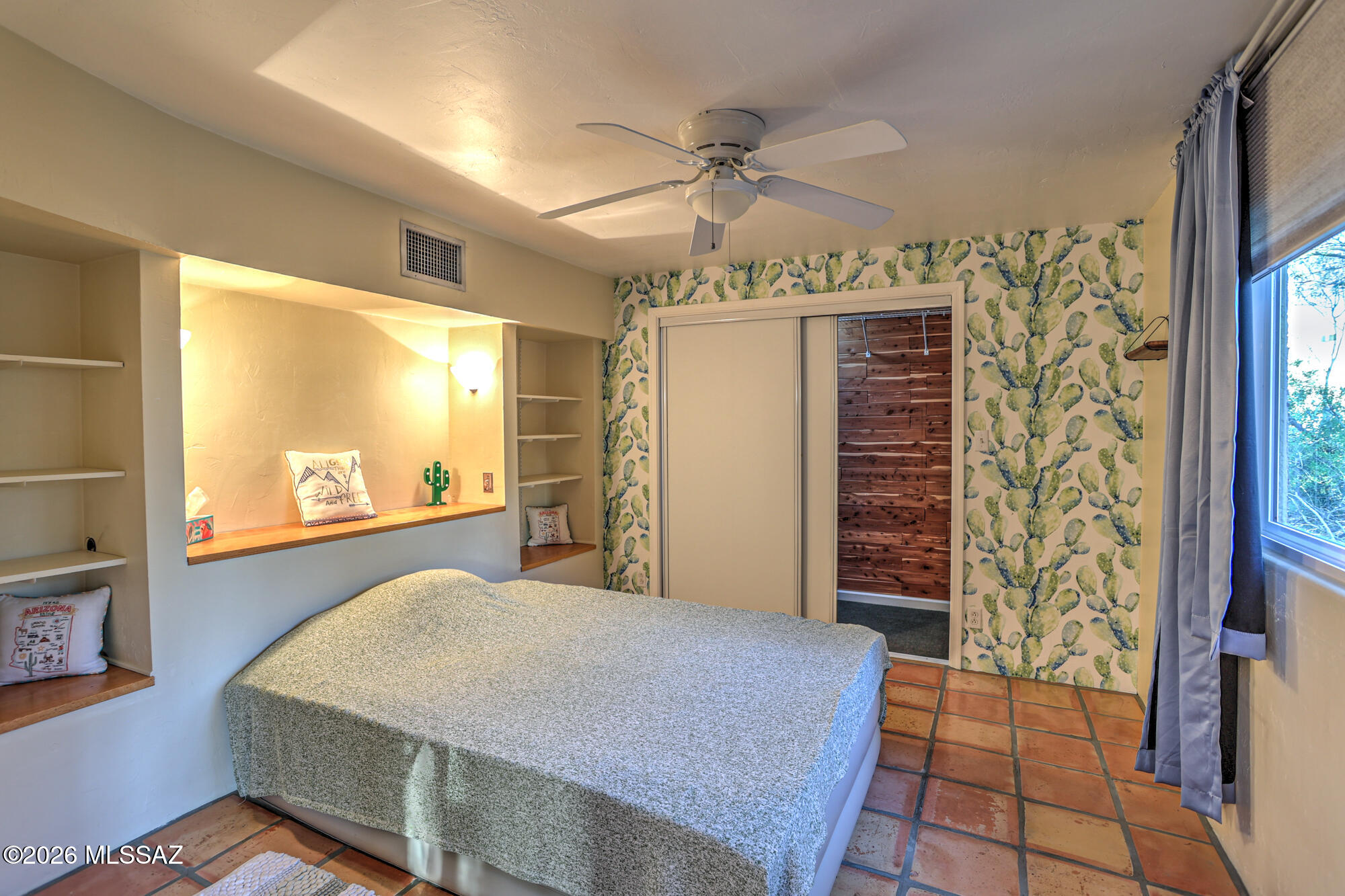 Caserio Viejo (1-12) - Residential
