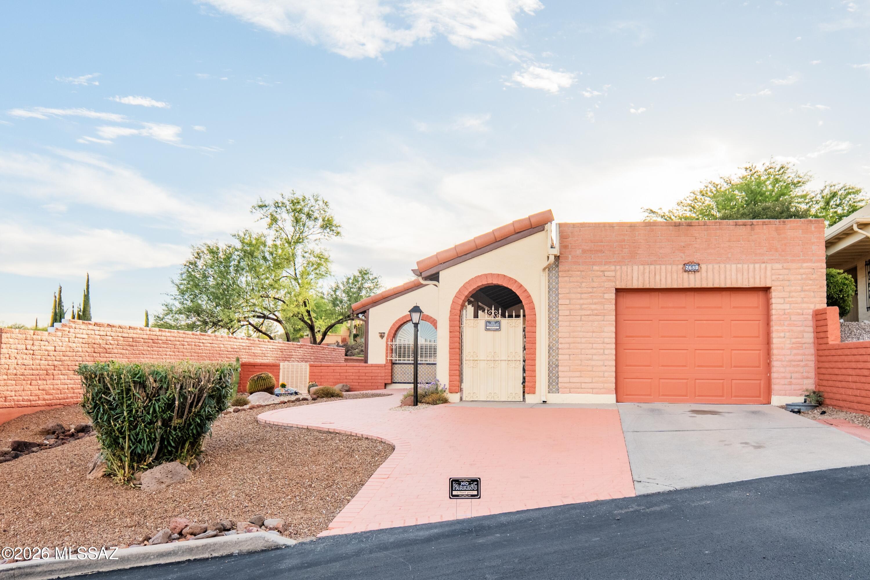 Light, bright and move in ready. This exceptional mid century modern home awaits you....this home boasts close proximity to golf and all Green valley recreation has to offer. Located in the much sought after Desert Hills 2 neighborhood. Views of the Santa Rita mountains  from front porch are truly amazing and must be seen. The front porch is the  perfect place to enjoy morning coffee or an  eveningcocktail
