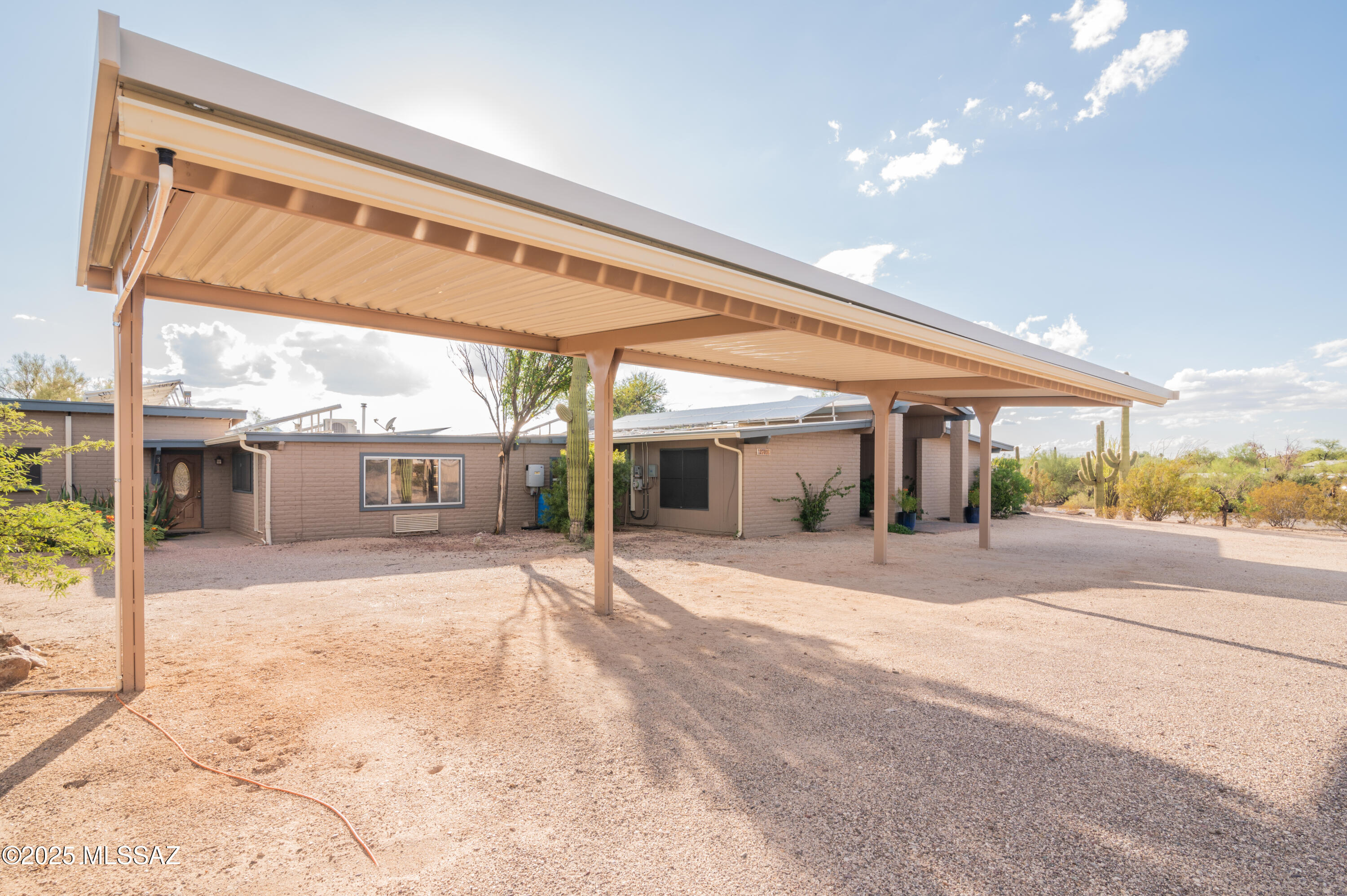 Casas Adobes Estates (541-618) - Residential