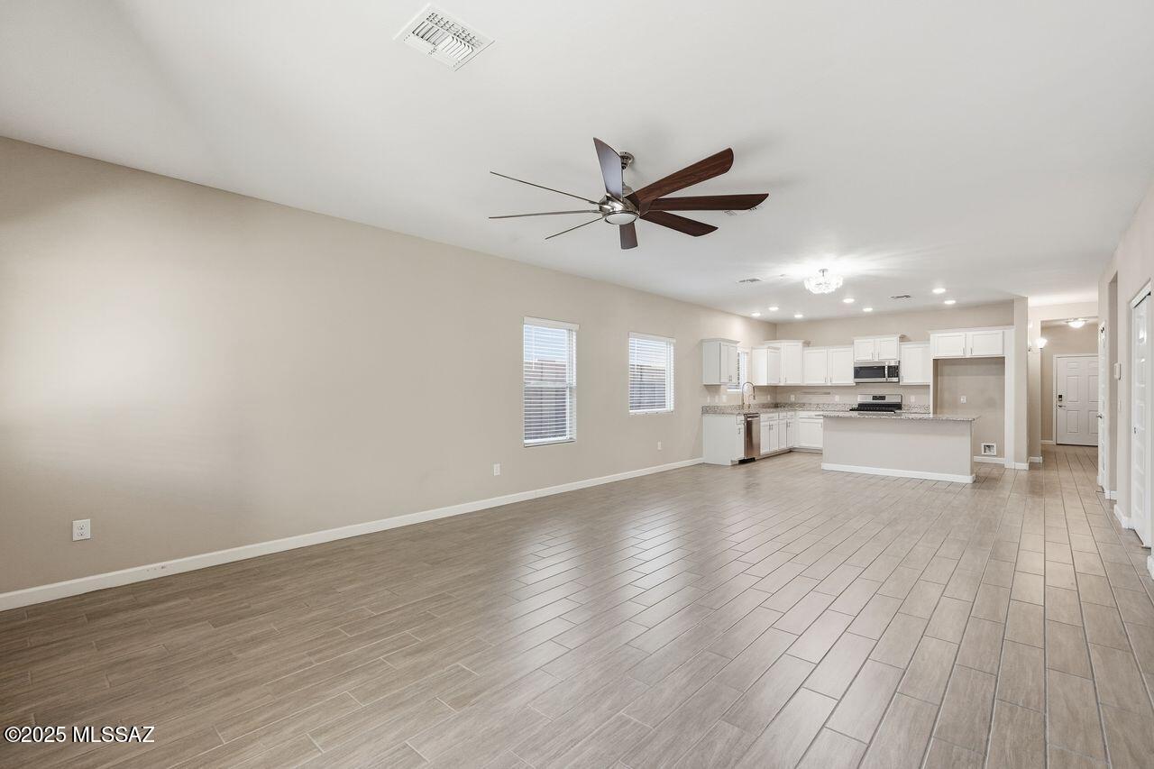 New Tucson Unit NO. 5 (1-312) - Residential