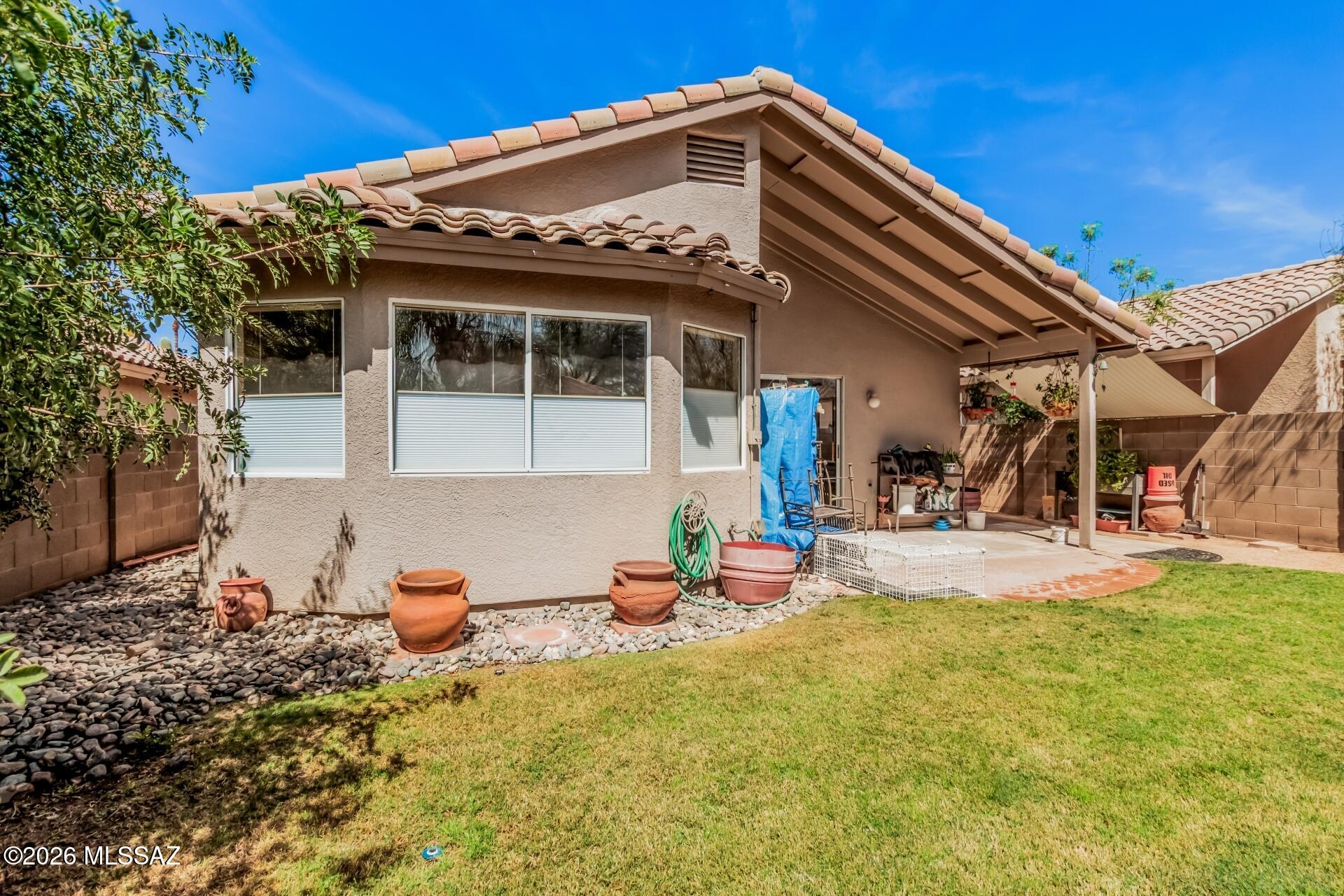 Bluffs (The) 2 - Residential Lease