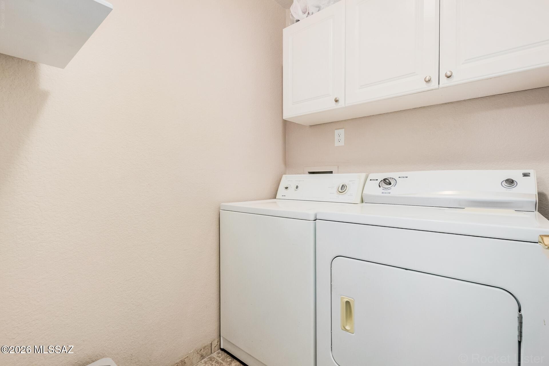 Bluffs (The) 2 - Residential Lease