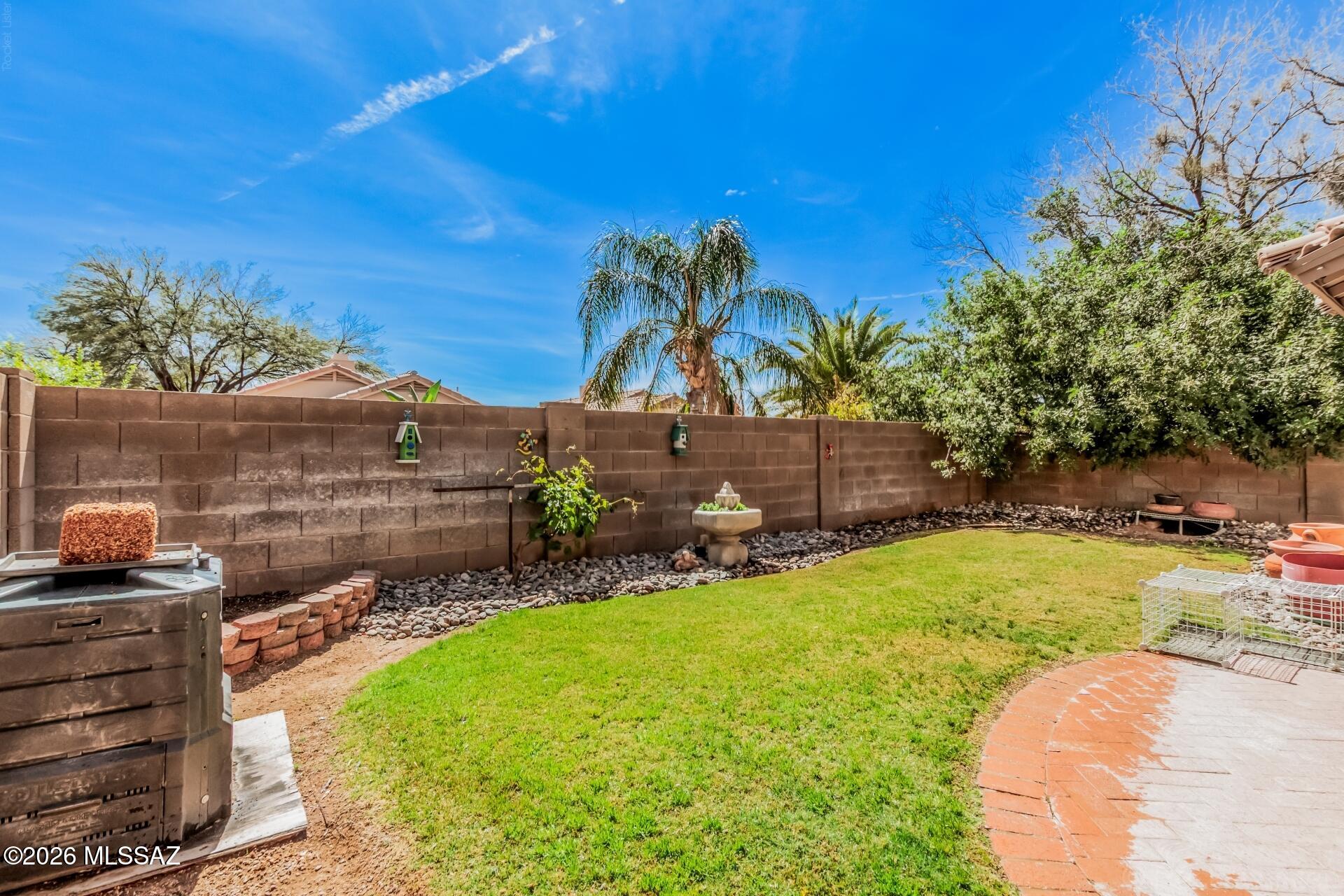 Bluffs (The) 2 - Residential Lease