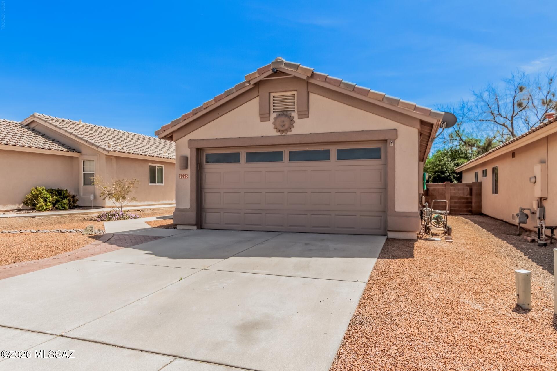 Bluffs (The) 2 - Residential Lease