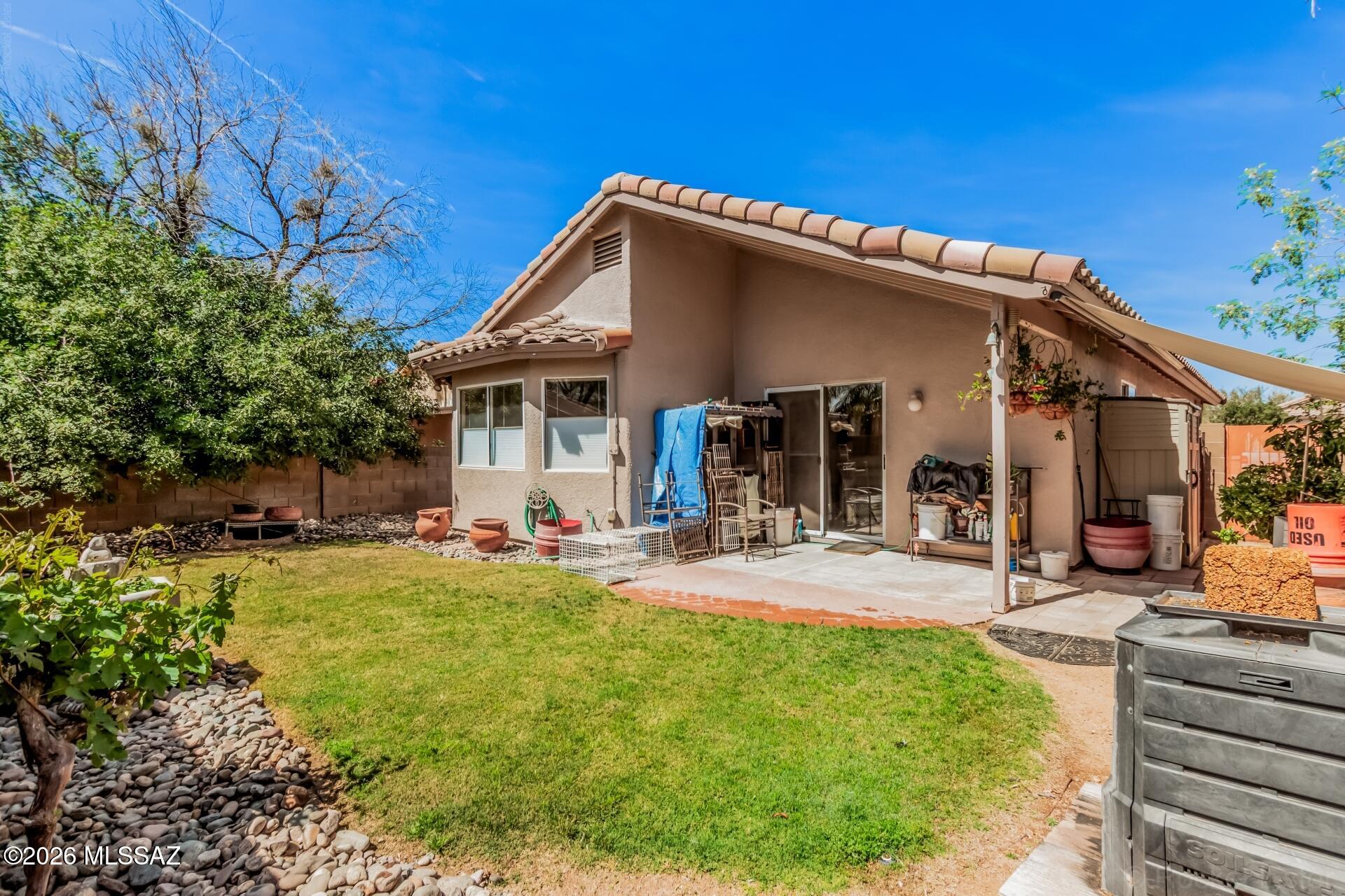 Bluffs (The) 2 - Residential Lease