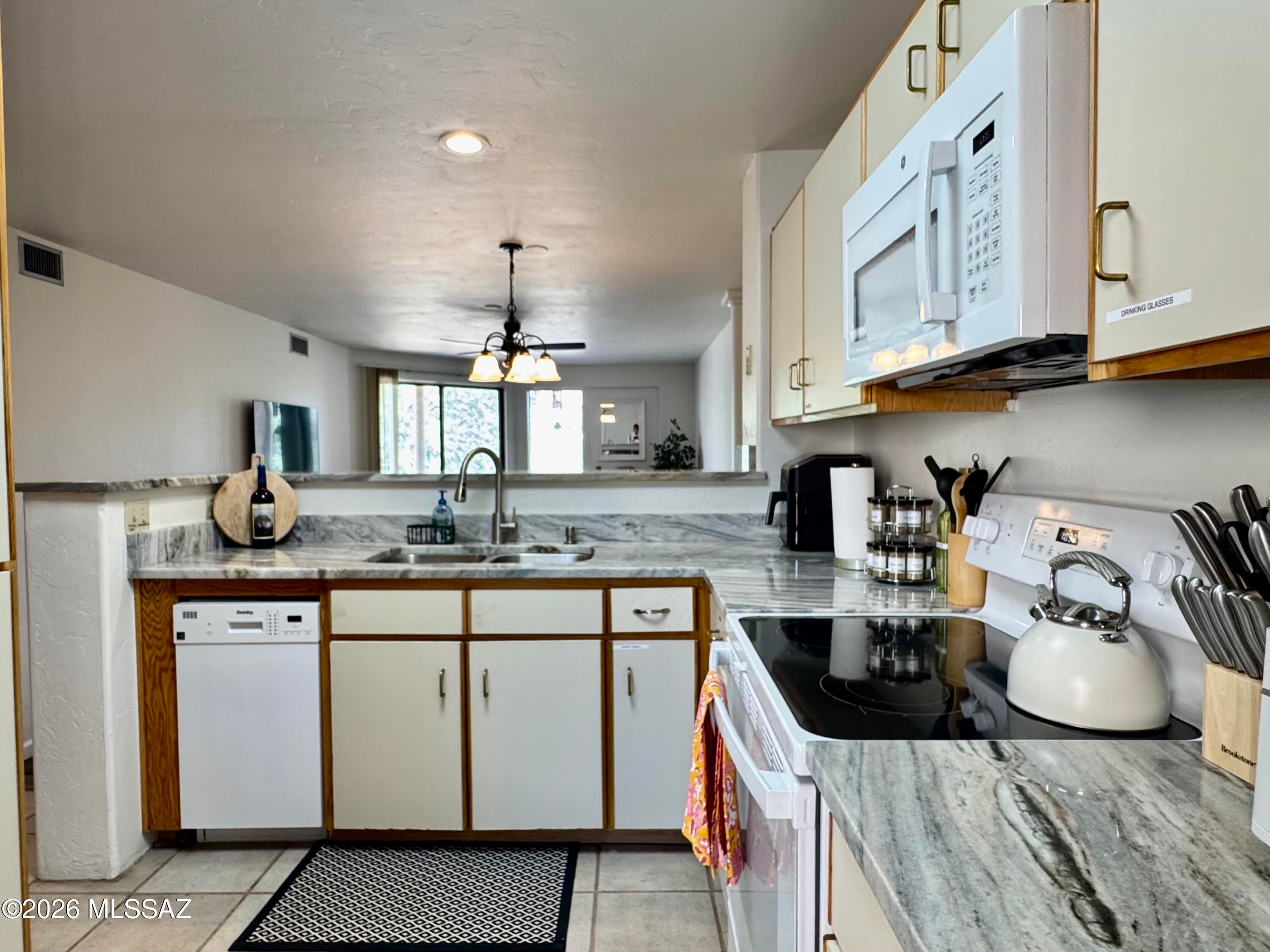 Dakotah Hills Condominium - Residential Lease