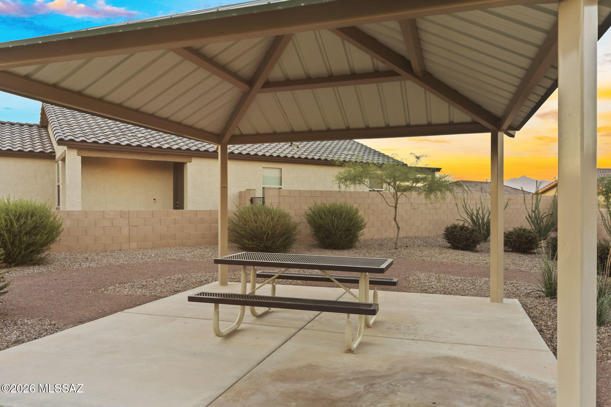 Bella Tierra - Residential