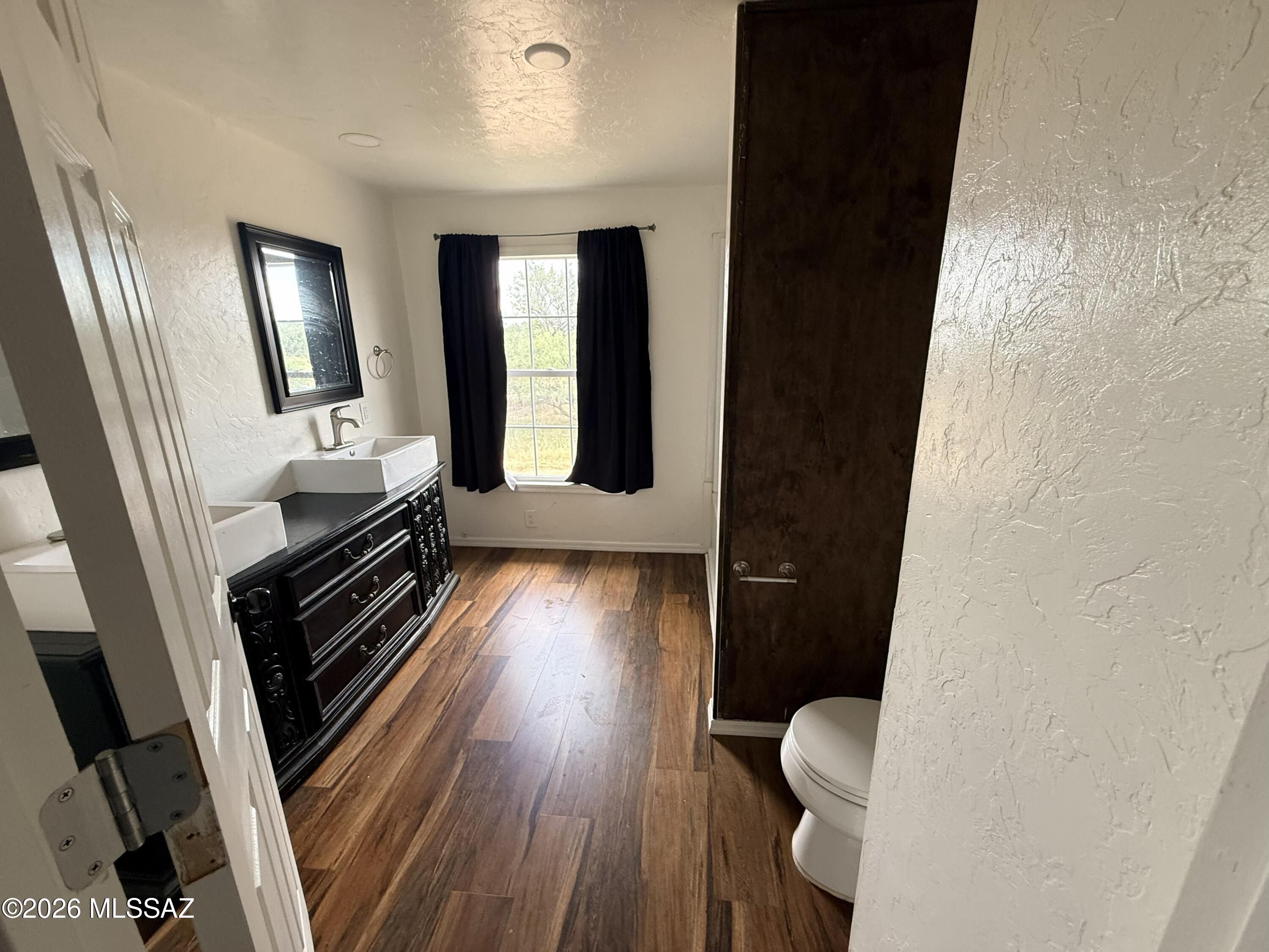 J Six Ranchettes 1 - Residential