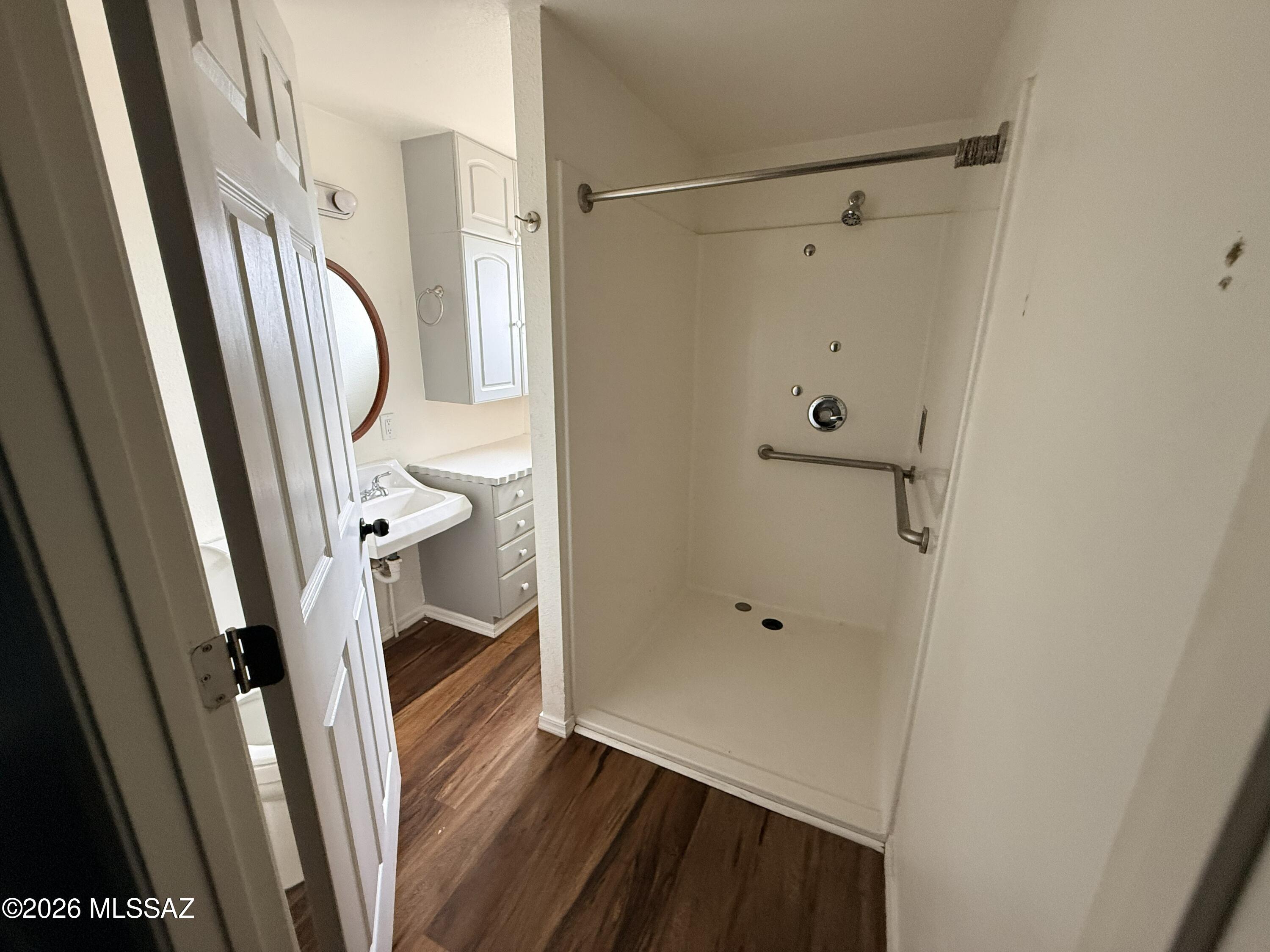 J Six Ranchettes 1 - Residential